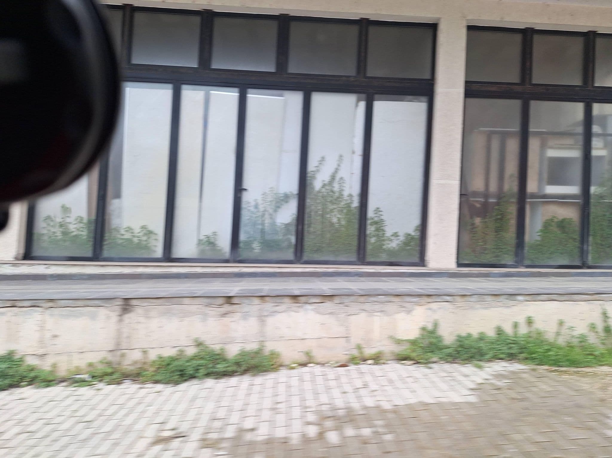 Street view near Aler Grand Hotel Vlora, Vlorë — © denisju_osm (CC BY-SA · Mapillary)