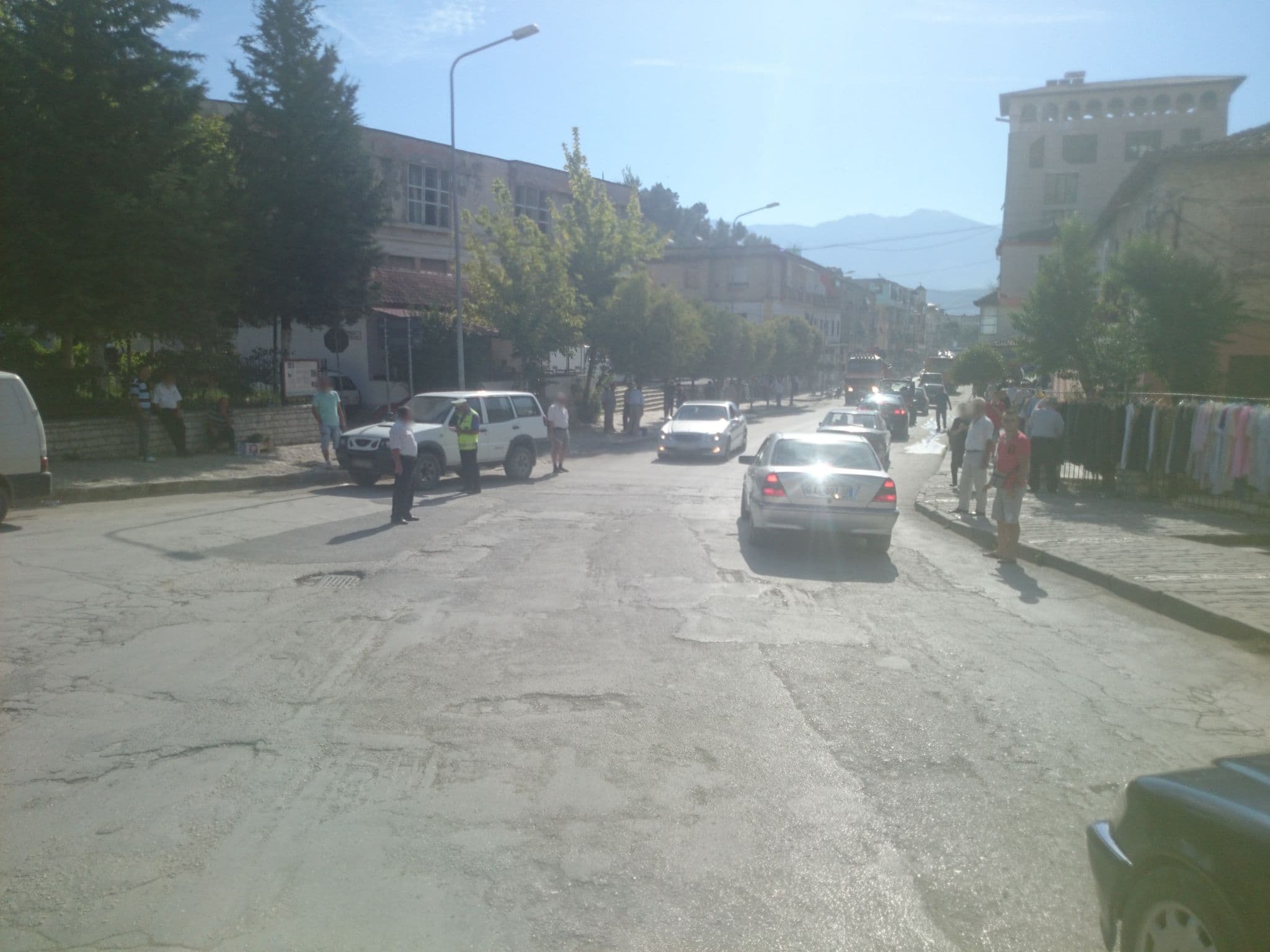 Street view near Hotel Portik, Berat — © malenki (CC BY-SA · Mapillary)