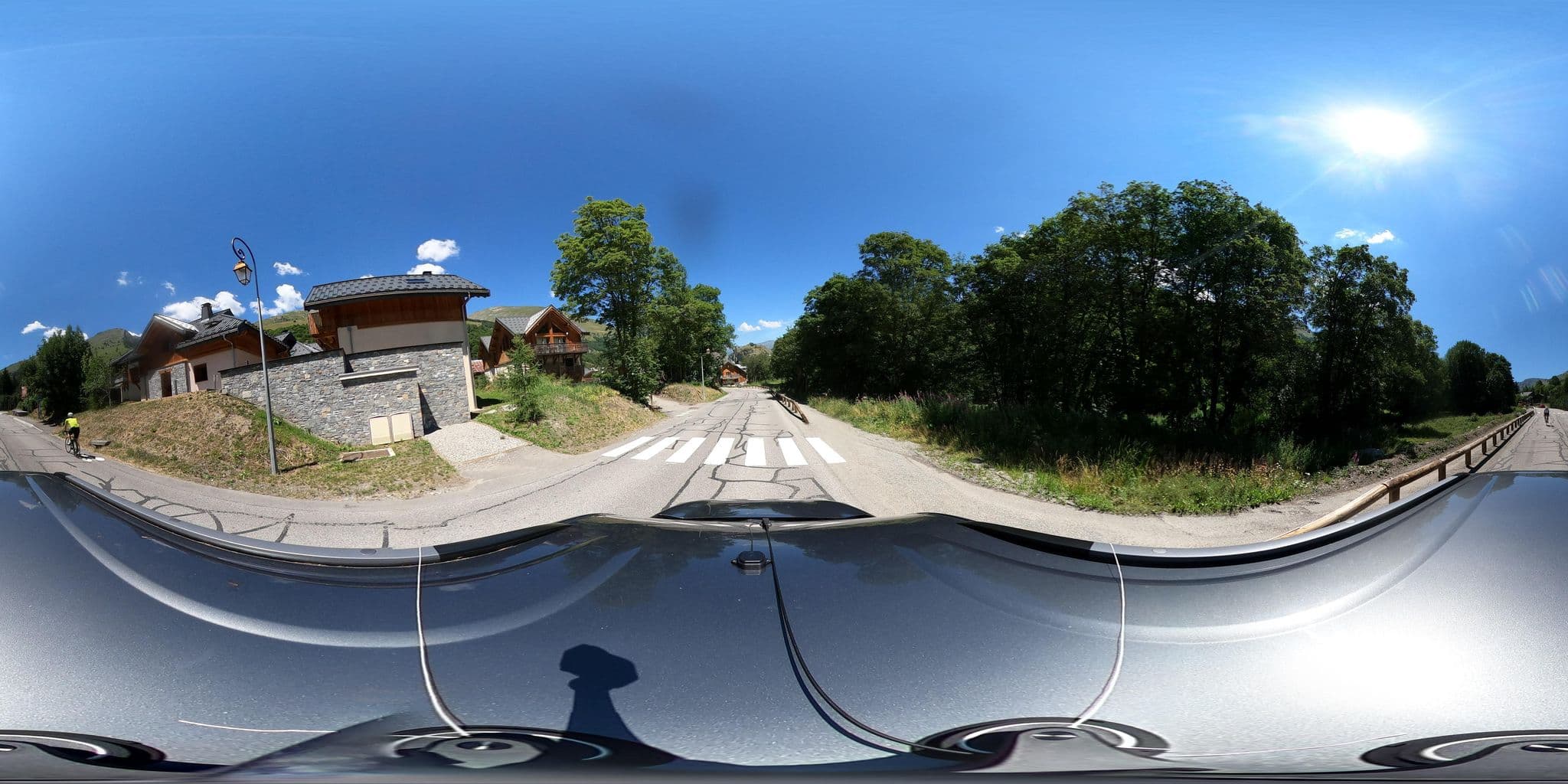Street view near L'Ultima Lodge, Valloire