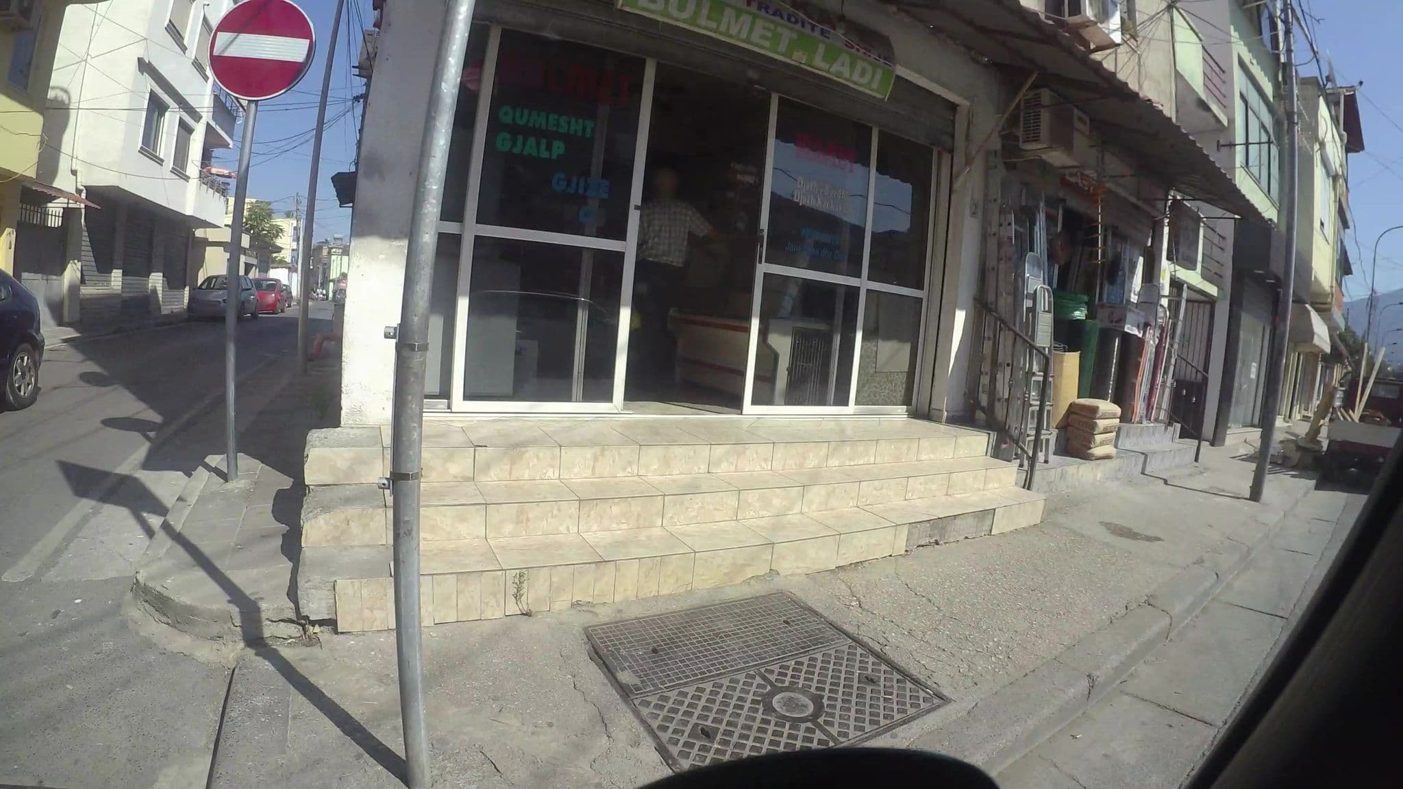 Street view near Apartment La Casetta, Tirana — © kaart_3 (CC BY-SA · Mapillary)