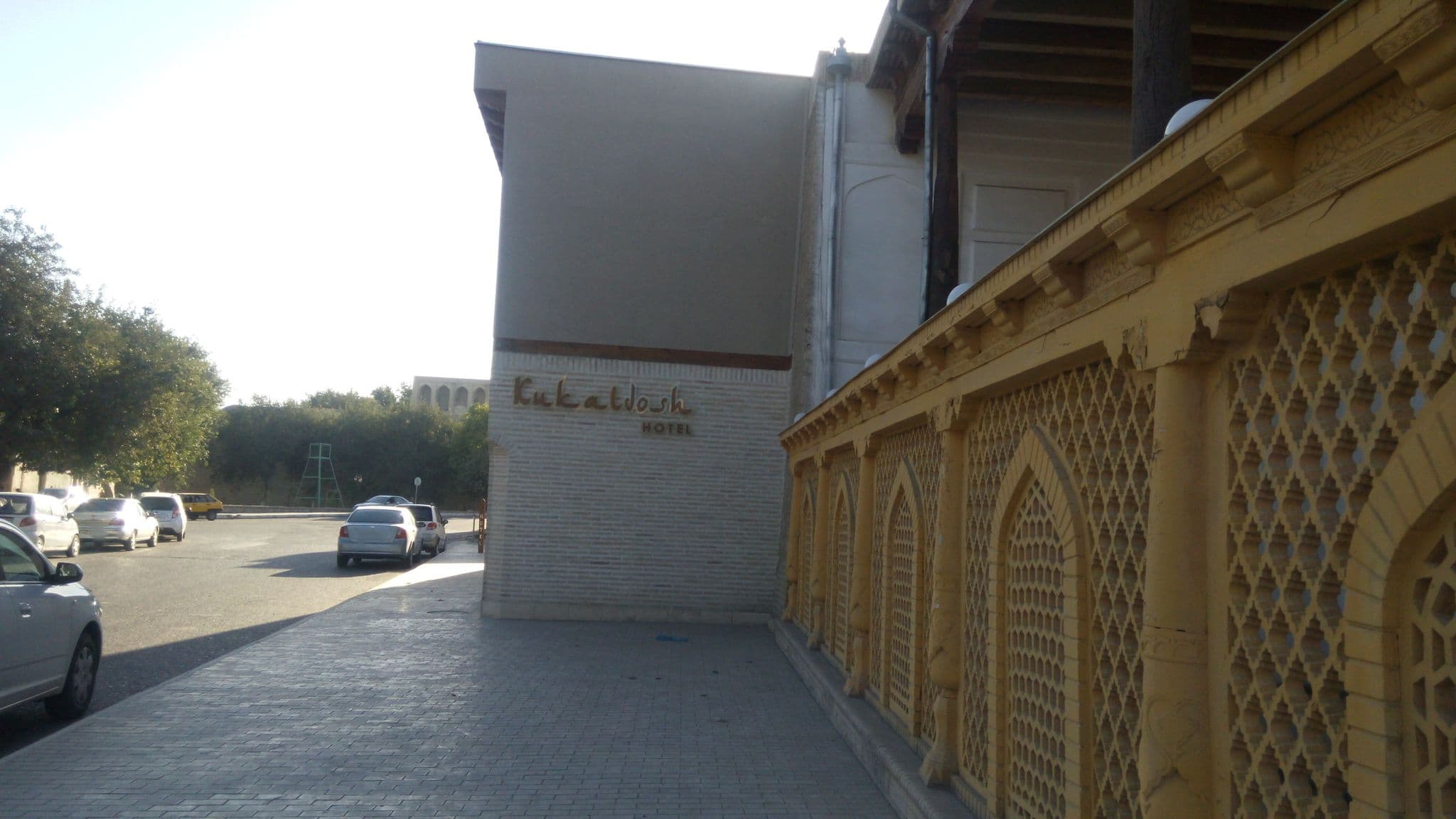 Street view near Ohun Caravan Sarai, Bukhara — © georgiysys (CC BY-SA · Mapillary)