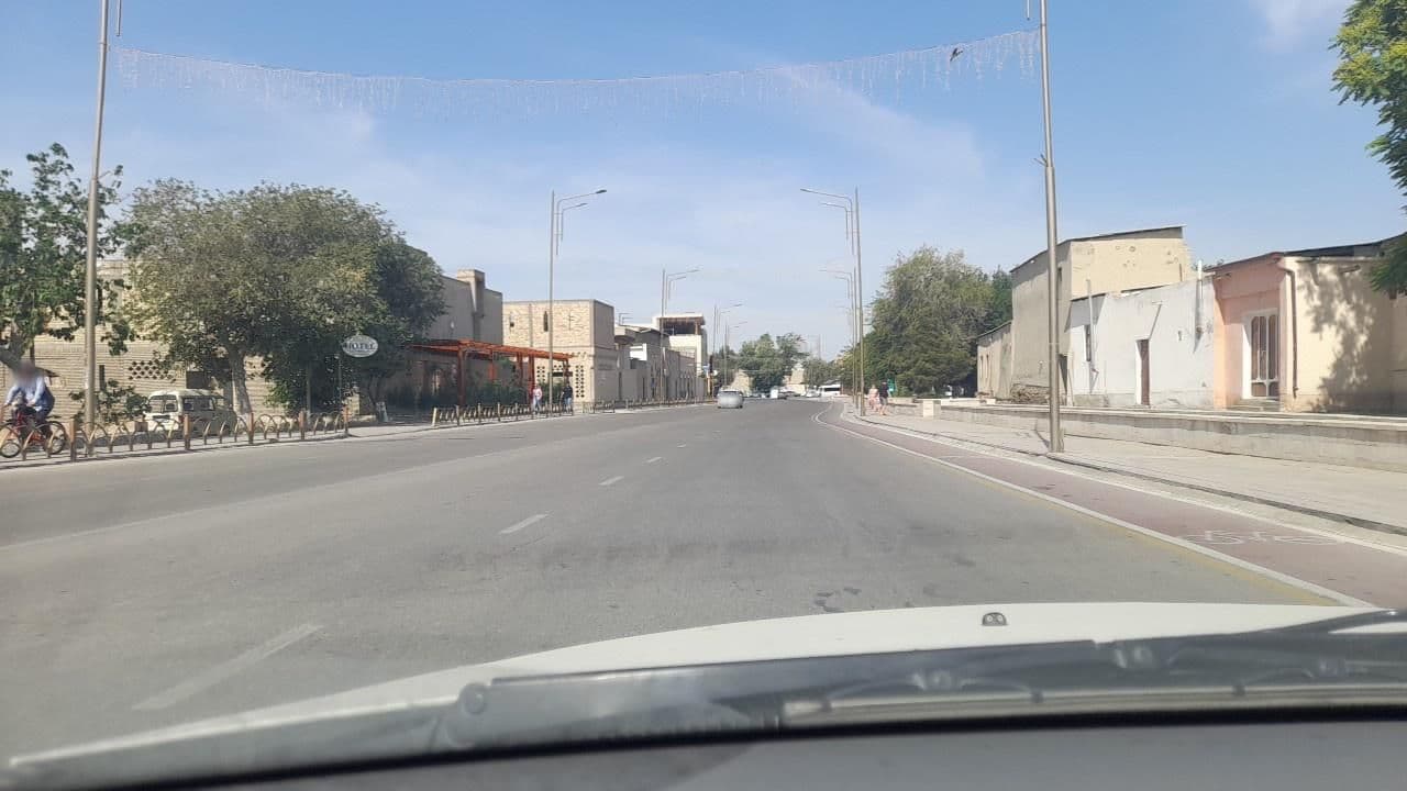 Street view near Parviz Guest House, Bukhara — © georgiysys (CC BY-SA · Mapillary)