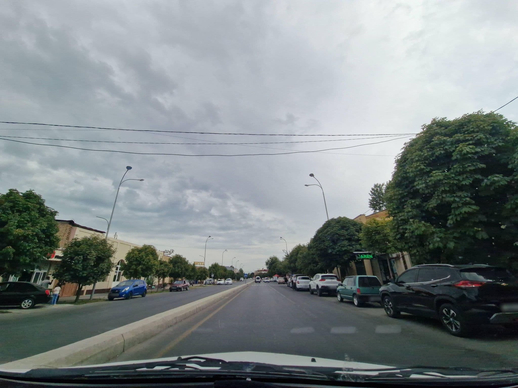 Street view near Hotel Karvan Samarkand, Samarkand — © ZafarDusanov (CC BY-SA · Mapillary)