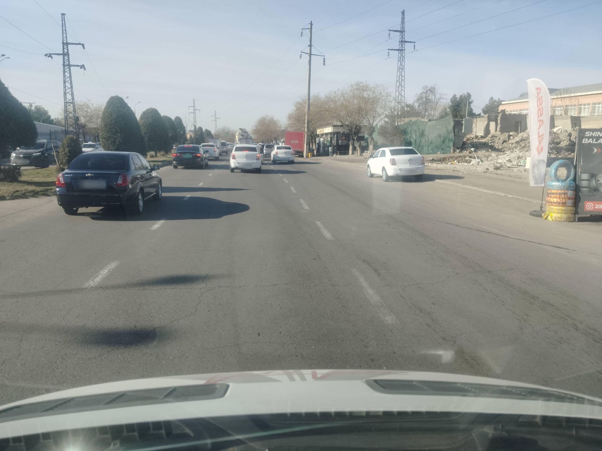 Street view near Adras hotel, Tashkent — © Muhammadjon (CC BY-SA · Mapillary)