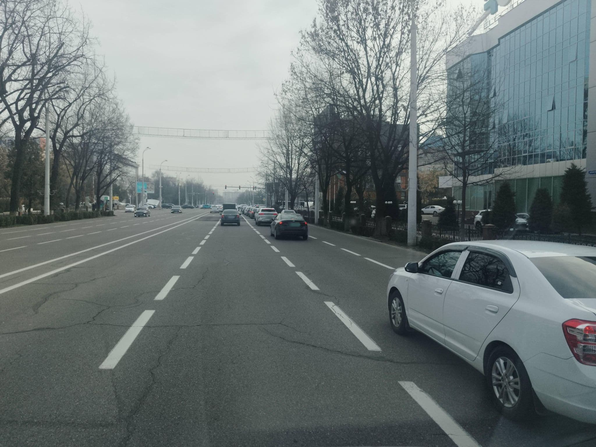 Street view near dedeman hotel 325, Tashkent — © Muhammadjon (CC BY-SA · Mapillary)