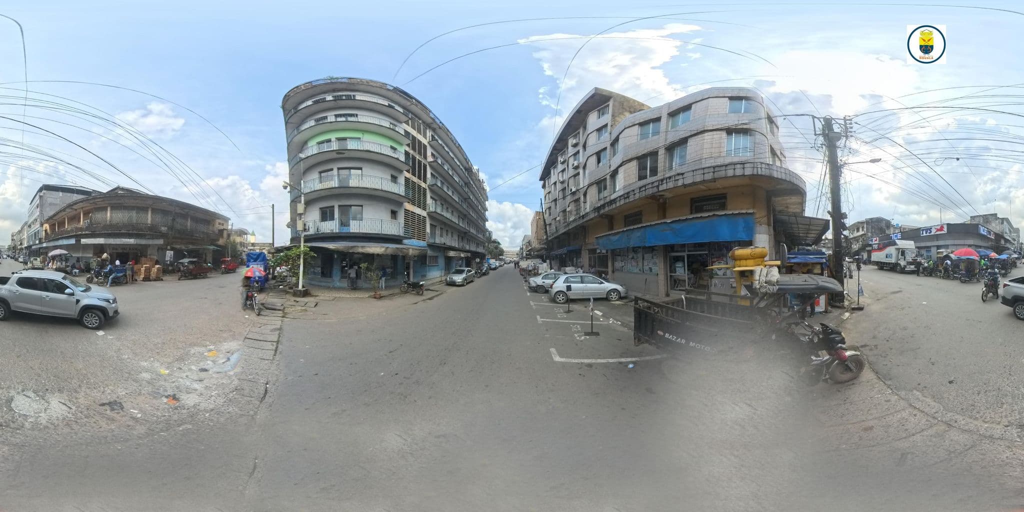 Street view near Hôtel Beau Séjour, Douala — © keke (CC BY-SA · Mapillary)