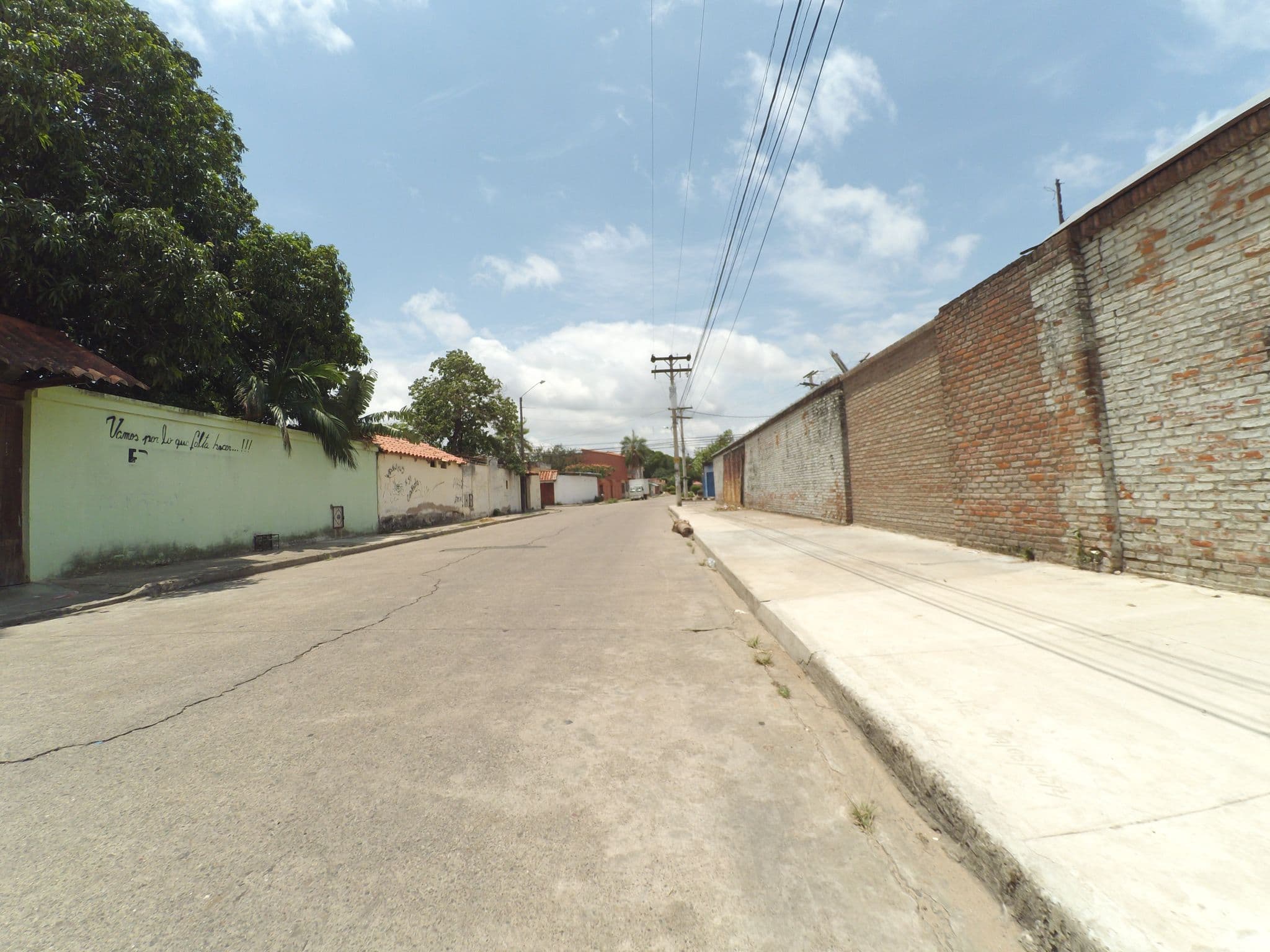 Street view near Cabanhas "Traudi", Santa Cruz de la Sierra — © yoviajo (CC BY-SA · Mapillary)
