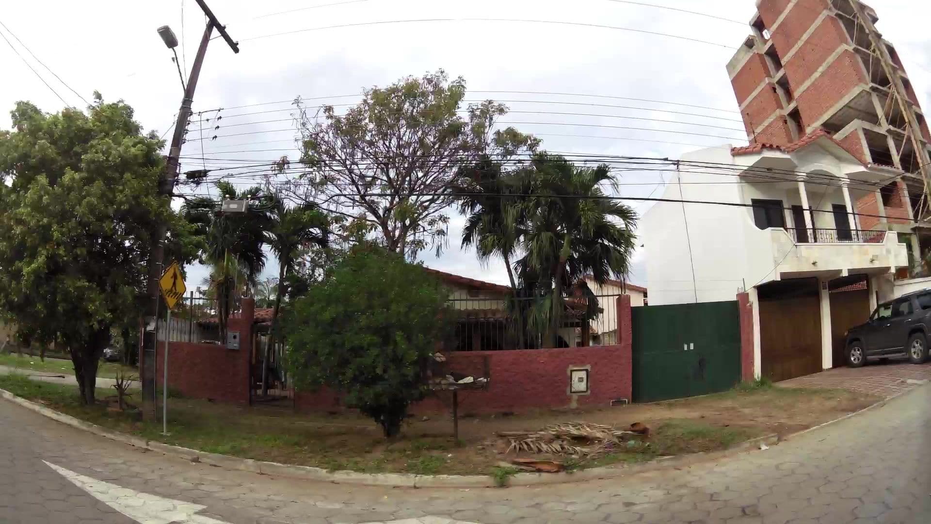 Street view near Hotel Penoco, Santa Cruz de la Sierra — © kaartcam (CC BY-SA · Mapillary)