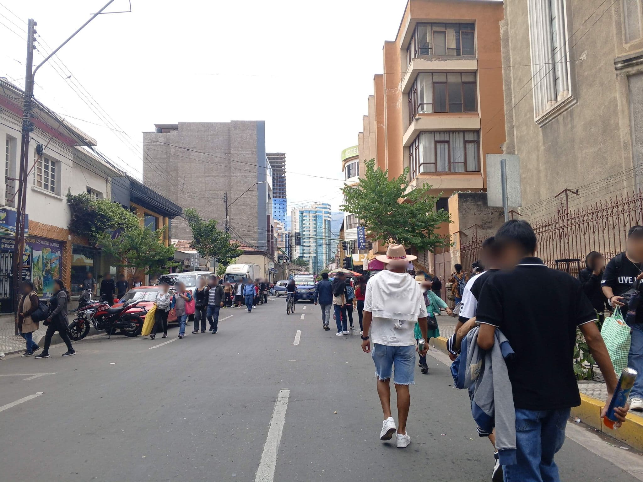 Street view near Hotel Boston, Cochabamba — © jjiglesias (CC BY-SA · Mapillary)