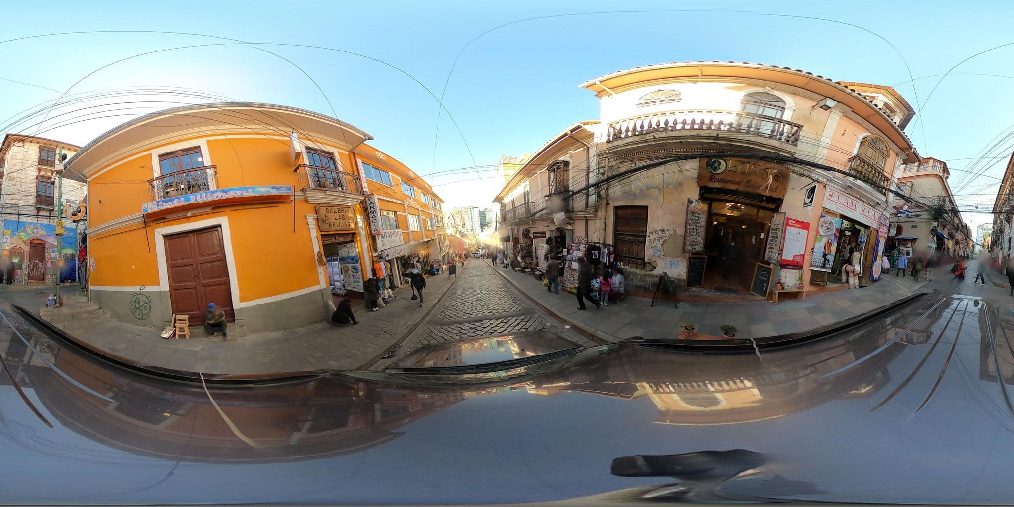 Street view near El Montanes, La Paz — © kaart_2 (CC BY-SA · Mapillary)