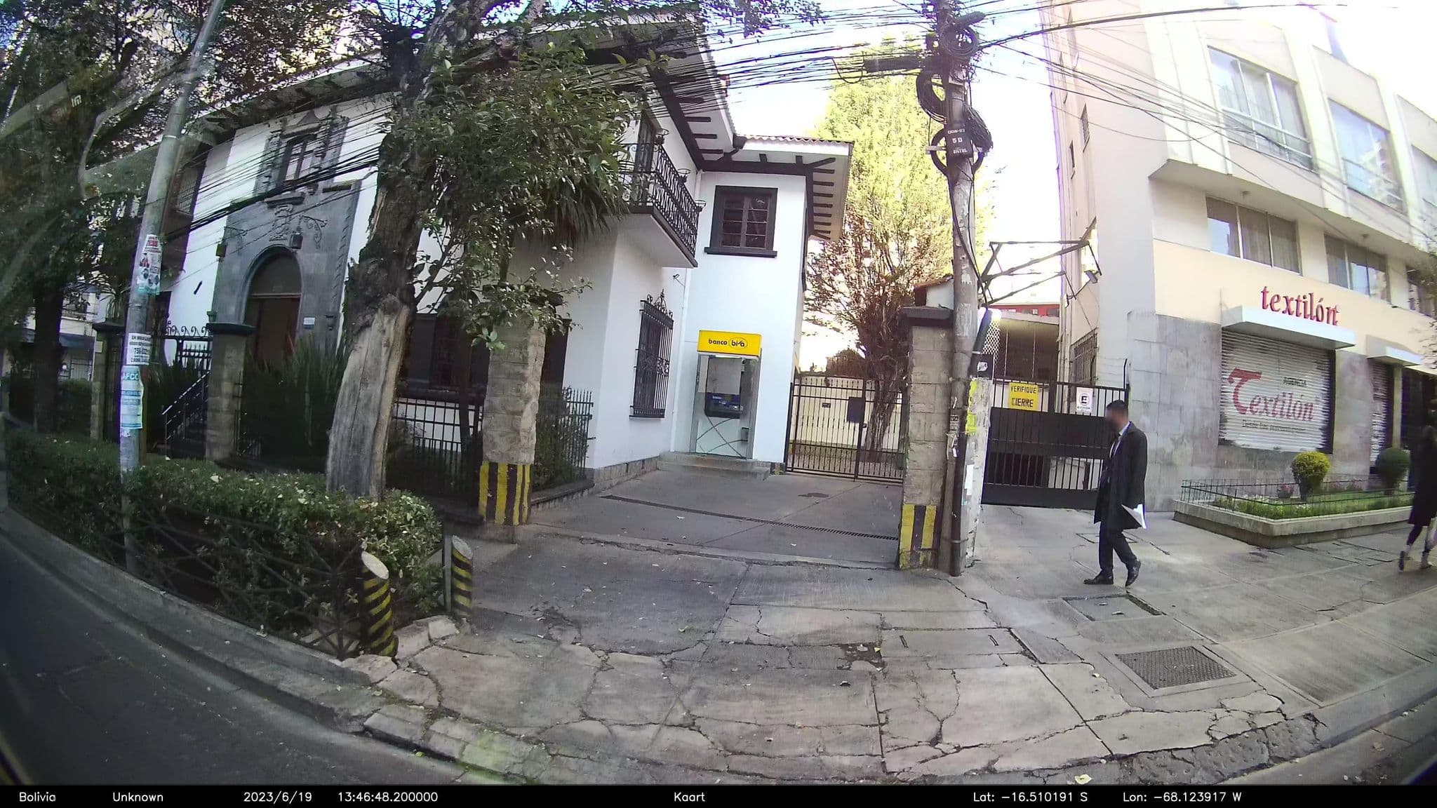 Street view near Hostal Paris La Paz, La Paz — © kaart_2 (CC BY-SA · Mapillary)