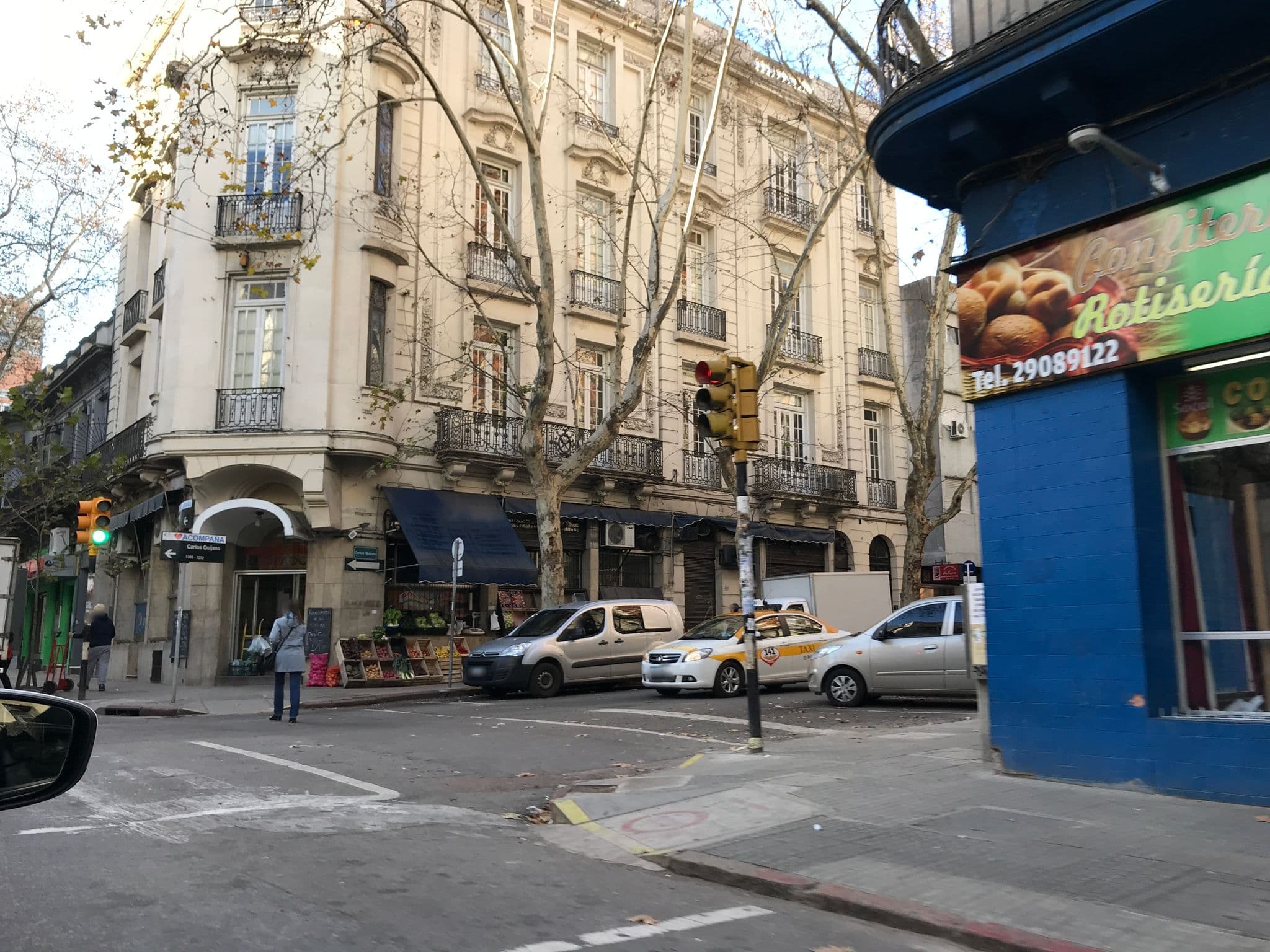 Street view near Quijano Apart & Suites, Montevideo — © ejegg (CC BY-SA · Mapillary)