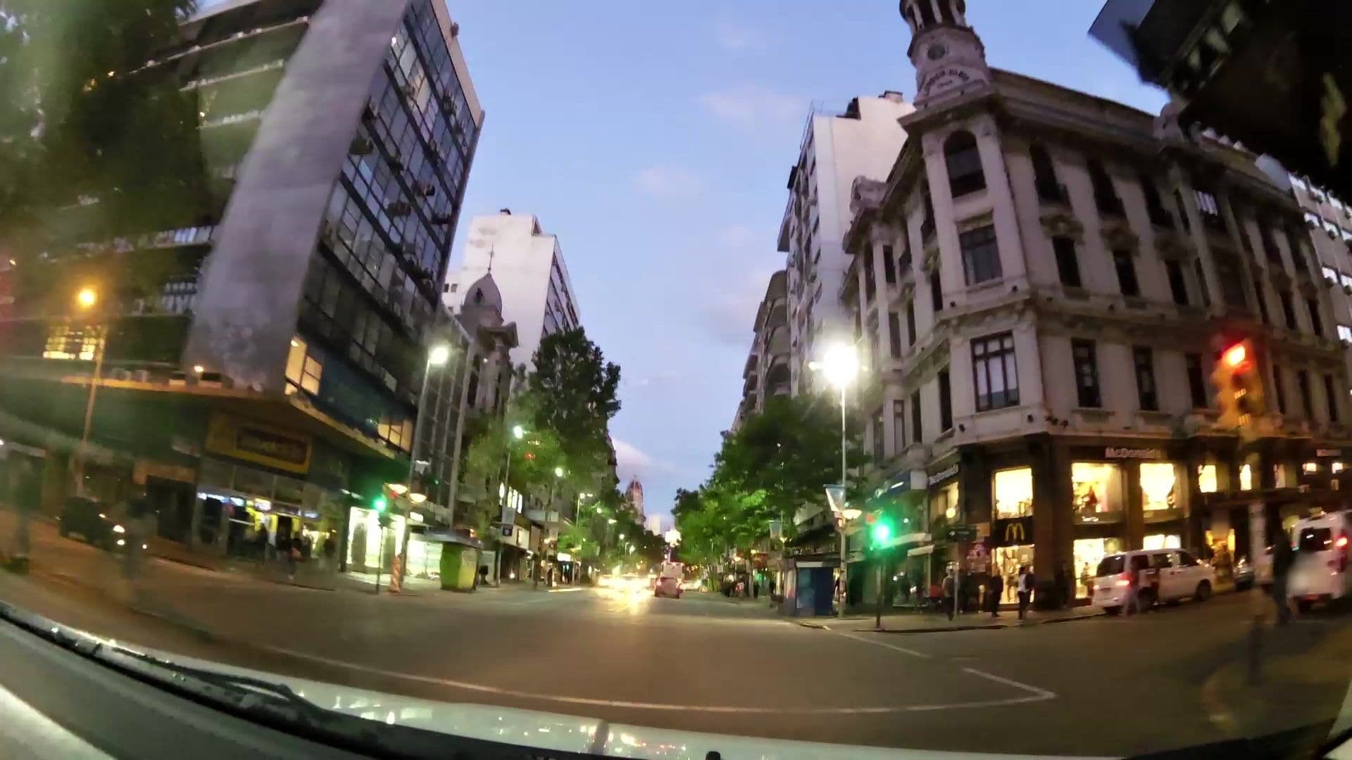 Street view near Hotel Gran America, Montevideo — © kaartcam (CC BY-SA · Mapillary)
