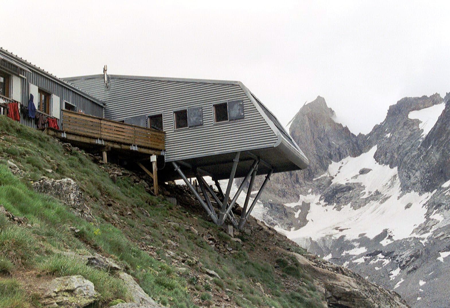 Refuge de la Selle (via Wikimedia Commons, CC BY-SA 3.0)