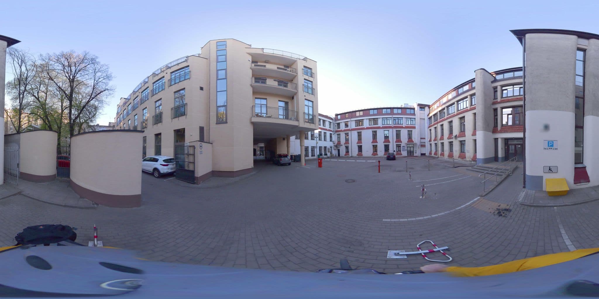 Street view near V4Vilnius, Vilnius — © kedas (CC BY-SA · Mapillary)
