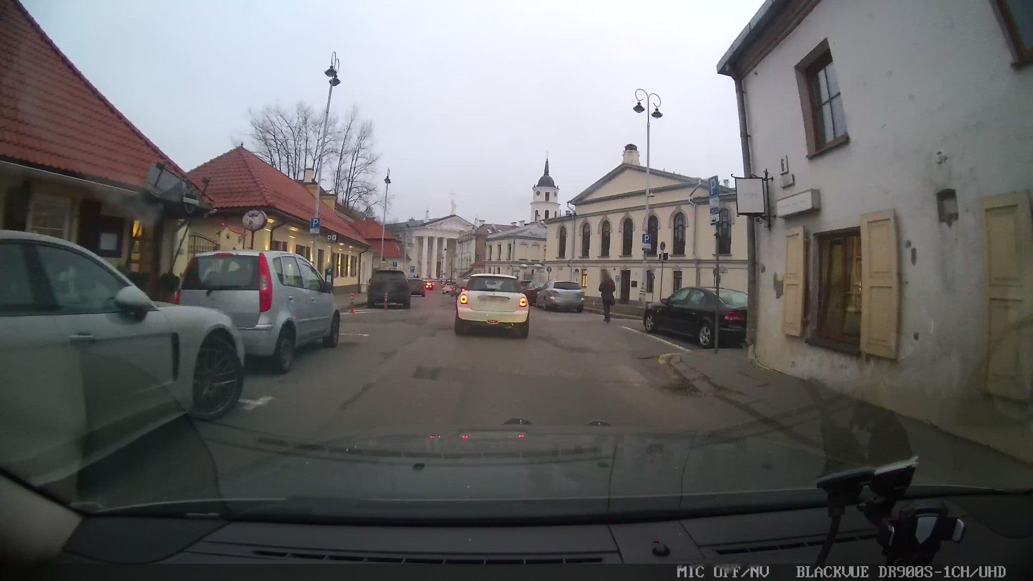 Street view near Bed&Blues, Vilnius — © grobin (CC BY-SA · Mapillary)