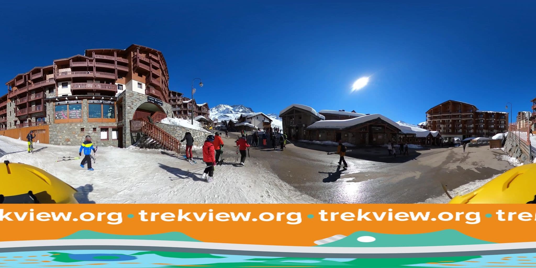 Street view near Le Montana Soleil, Val Thorens