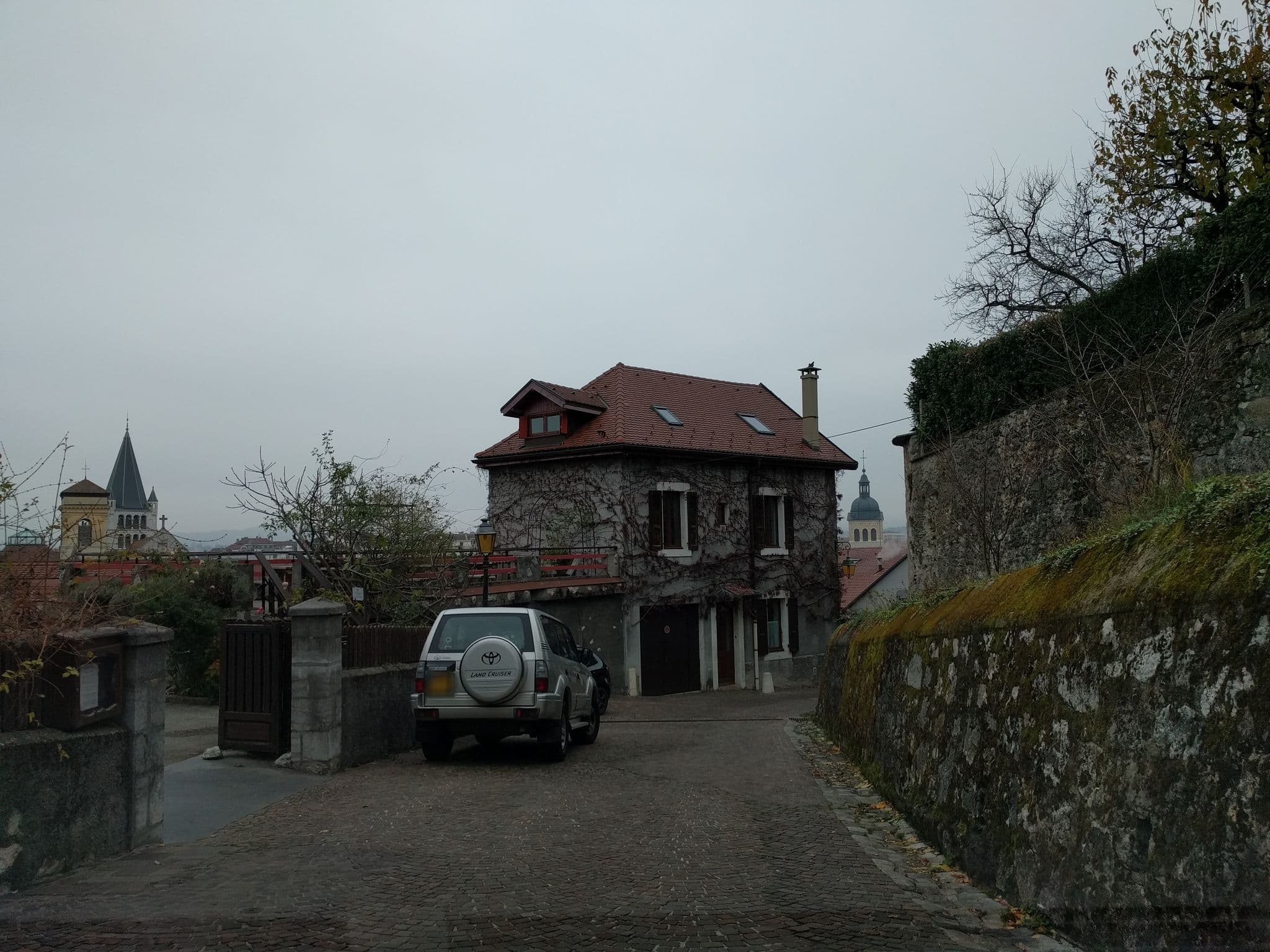 Street view near Hôtel du Château, Annecy — © mappy_sa (CC BY-SA · Mapillary)