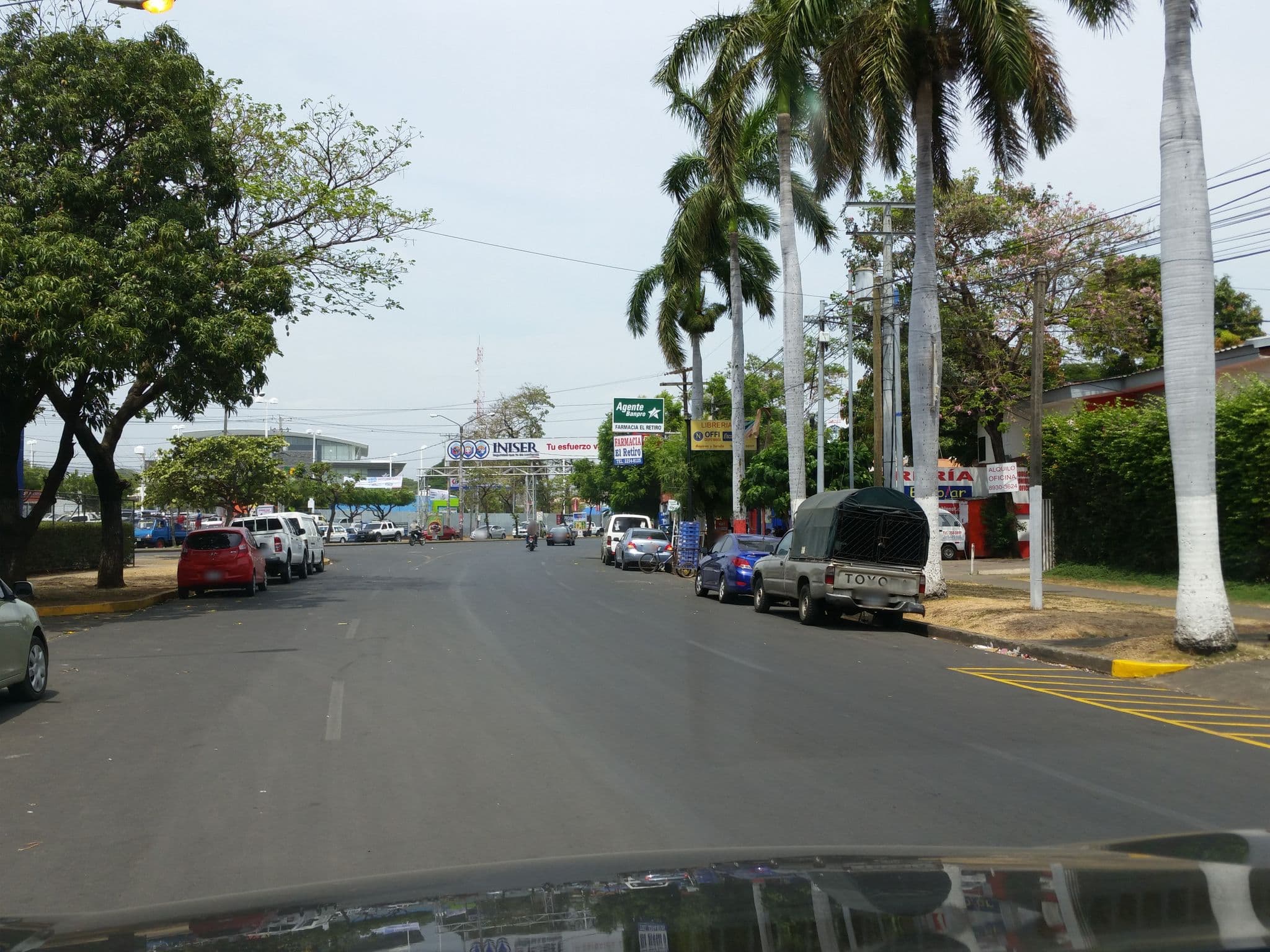 Street view near Hotel Monserrat, Managua — © jaakkoh (CC BY-SA · Mapillary)