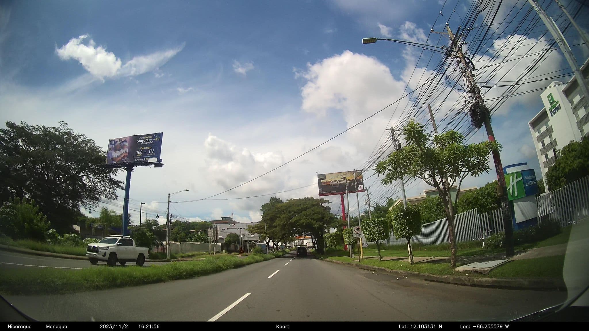 Street view near Hotel Holiday Inn Express, Managua — © kaart_2 (CC BY-SA · Mapillary)