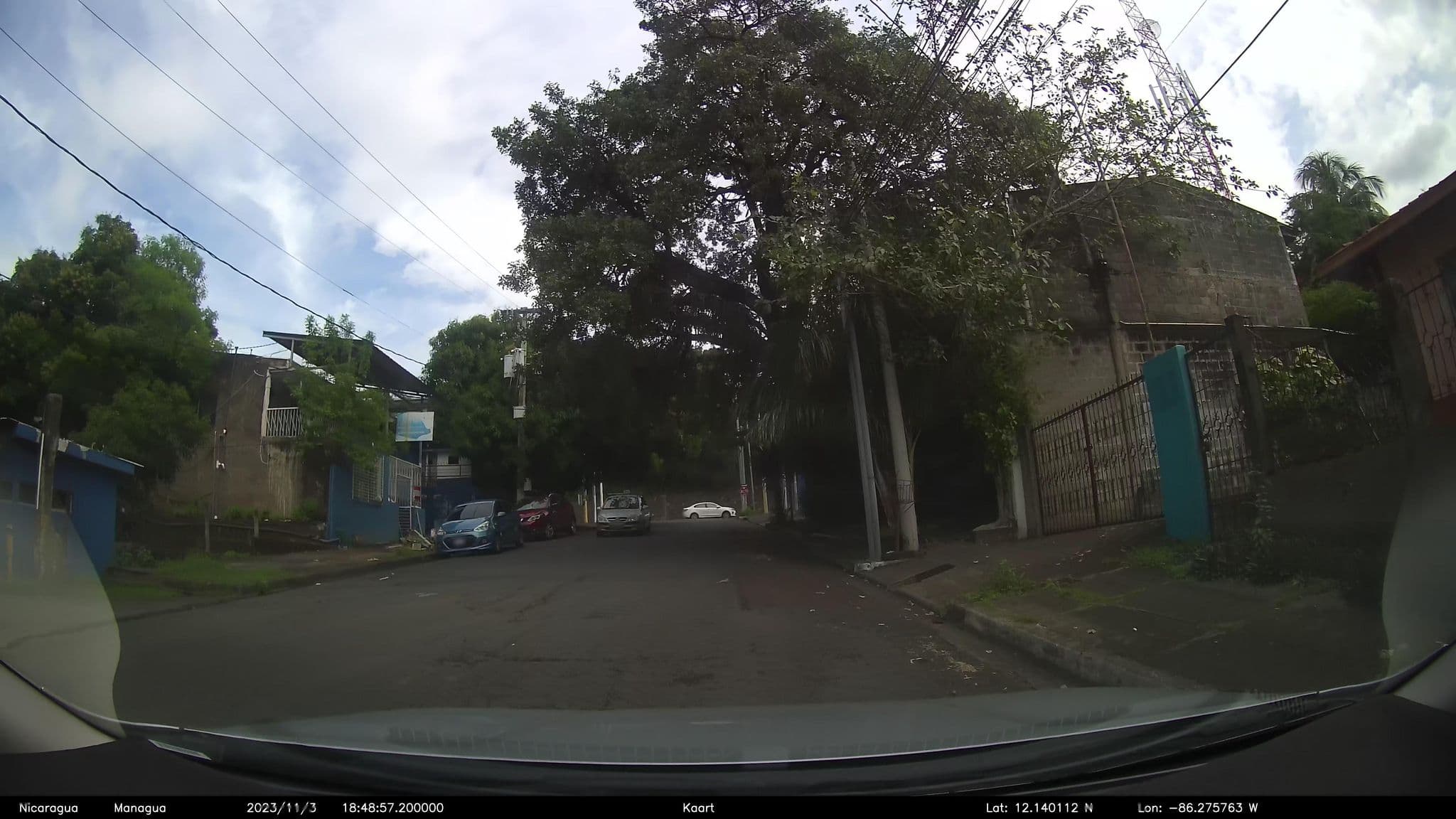 Street view near Hotel  Los Mapachines, Managua — © kaart_2 (CC BY-SA · Mapillary)
