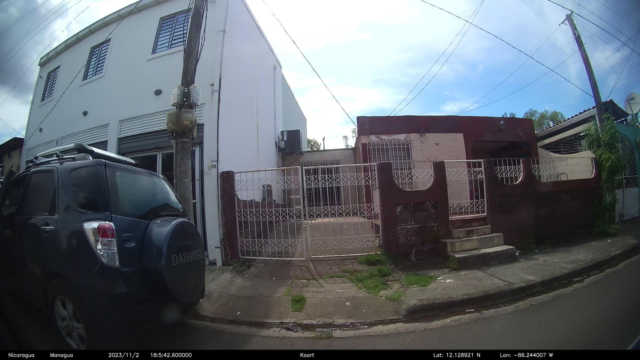 Street view near Peraltas Resort, Managua — © kaart_2 (CC BY-SA · Mapillary)