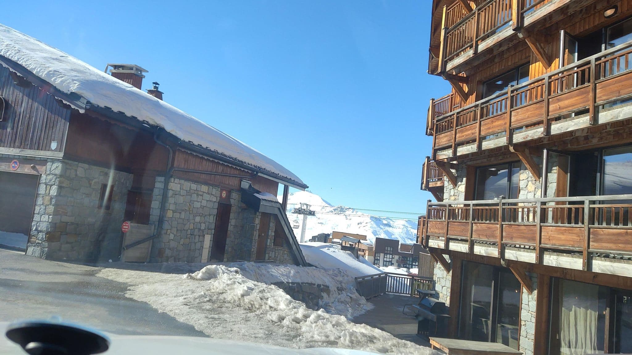 Street view near Tango, Val Thorens