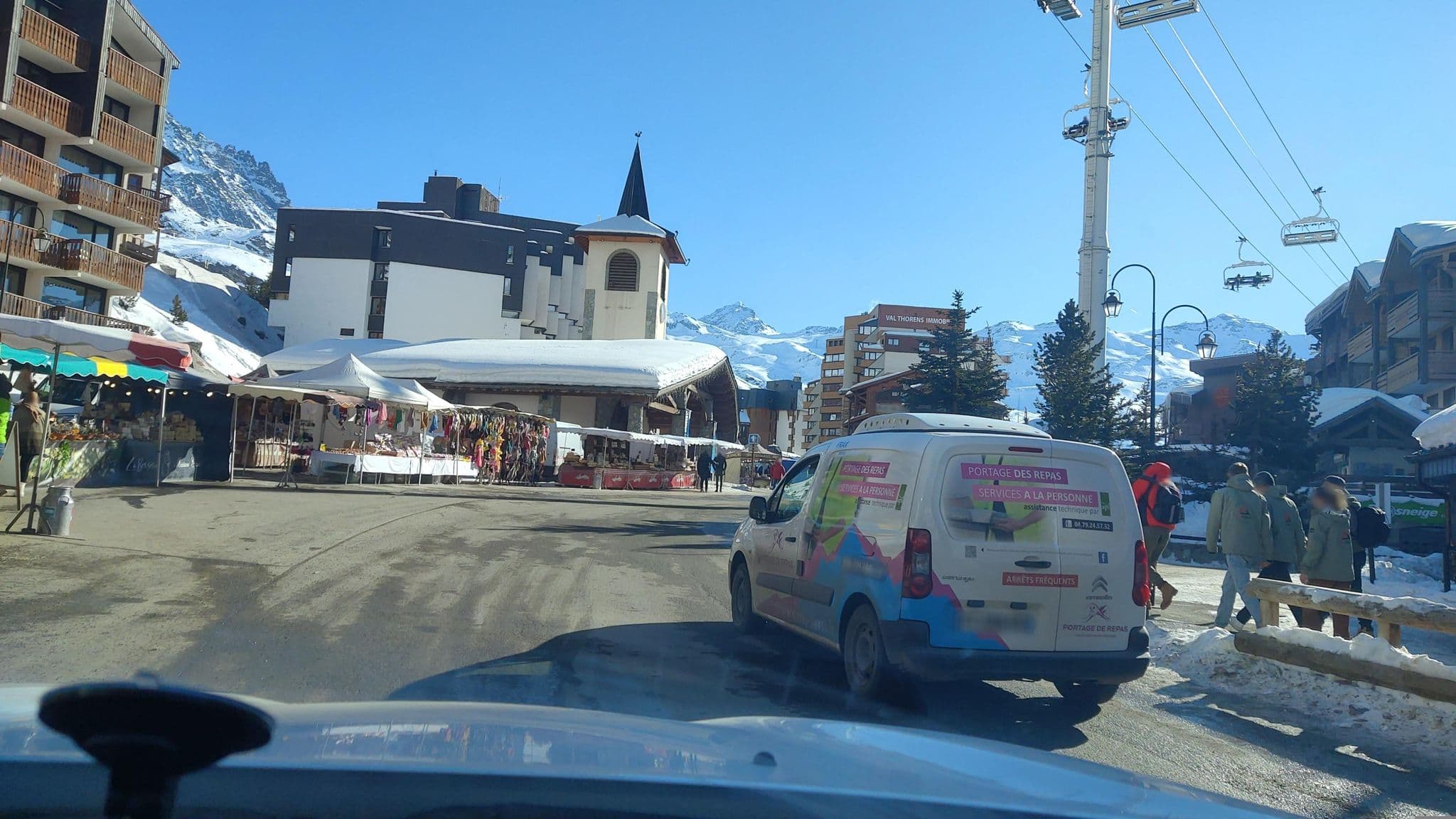 Street view near Les Éterlous, Val Thorens