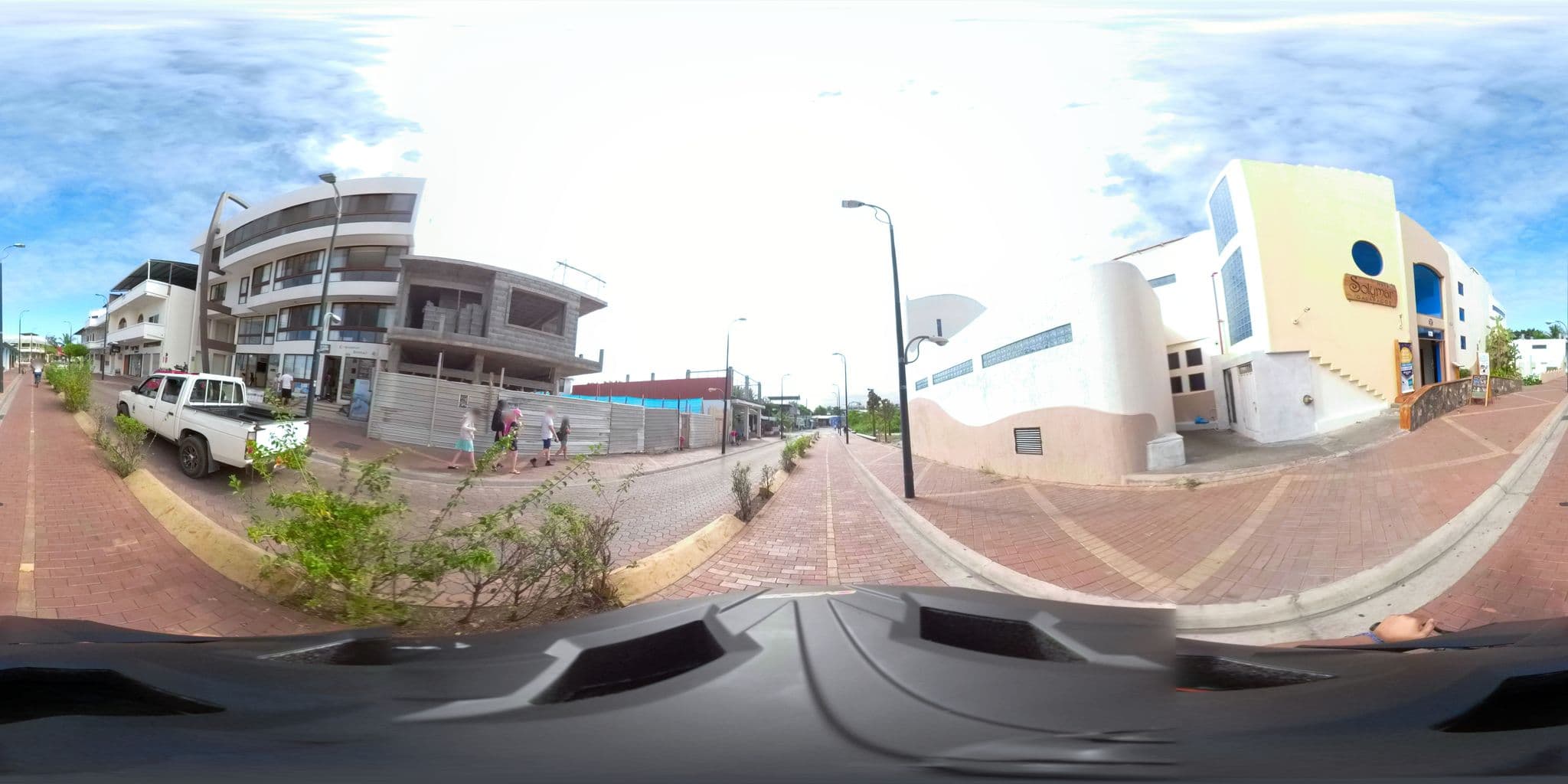 Street view near Isla Sol by Hotel Solymar, Puerto Ayora — © sdanielzer (CC BY-SA · Mapillary)