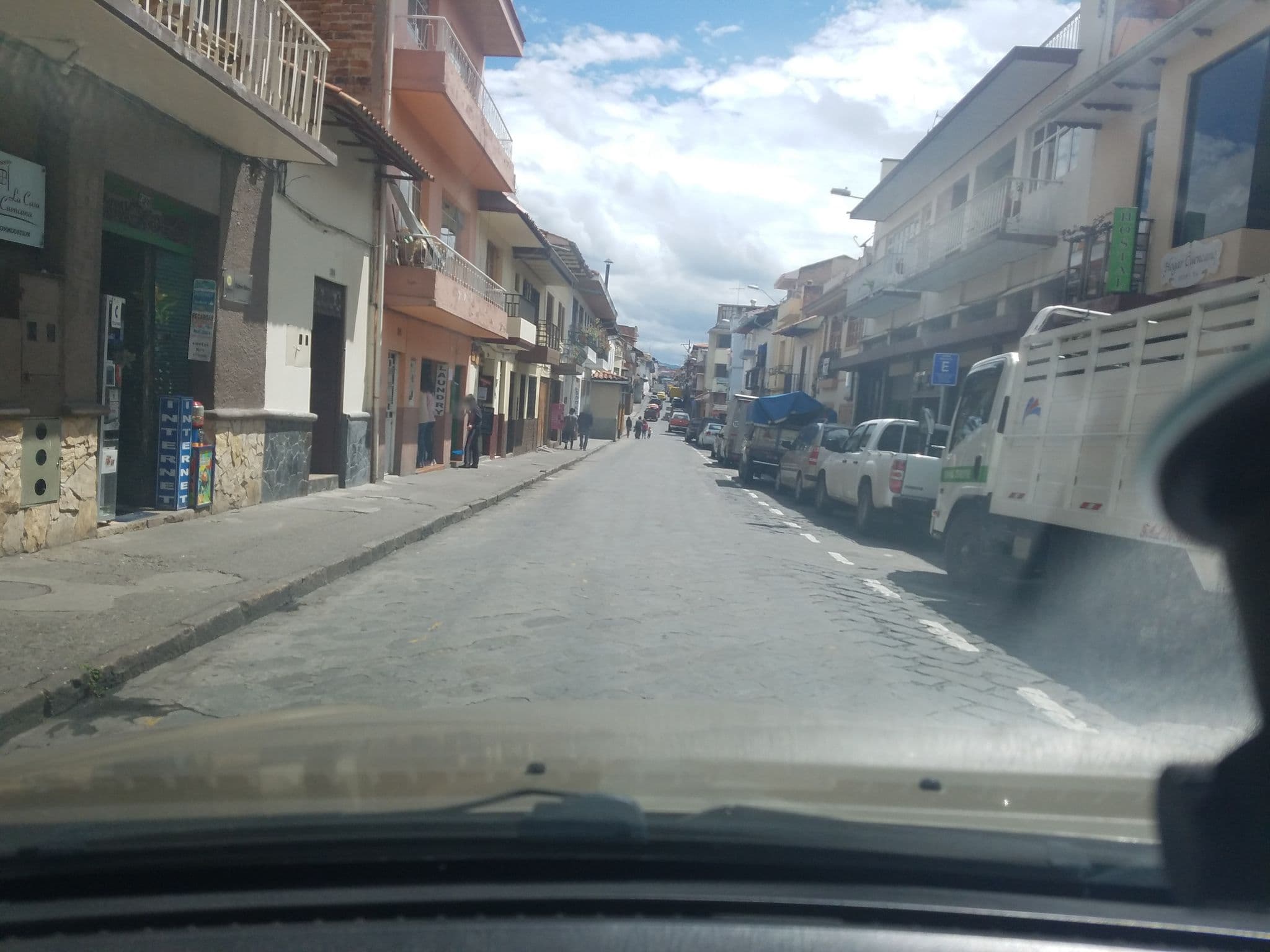 Street view near La Casa Cuencana, Cuenca — © frucoec (CC BY-SA · Mapillary)