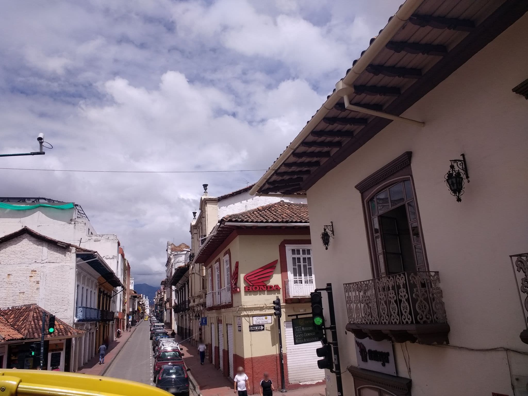 Street view near Vieje Mansion Hotel, Cuenca — © angenio2 (CC BY-SA · Mapillary)