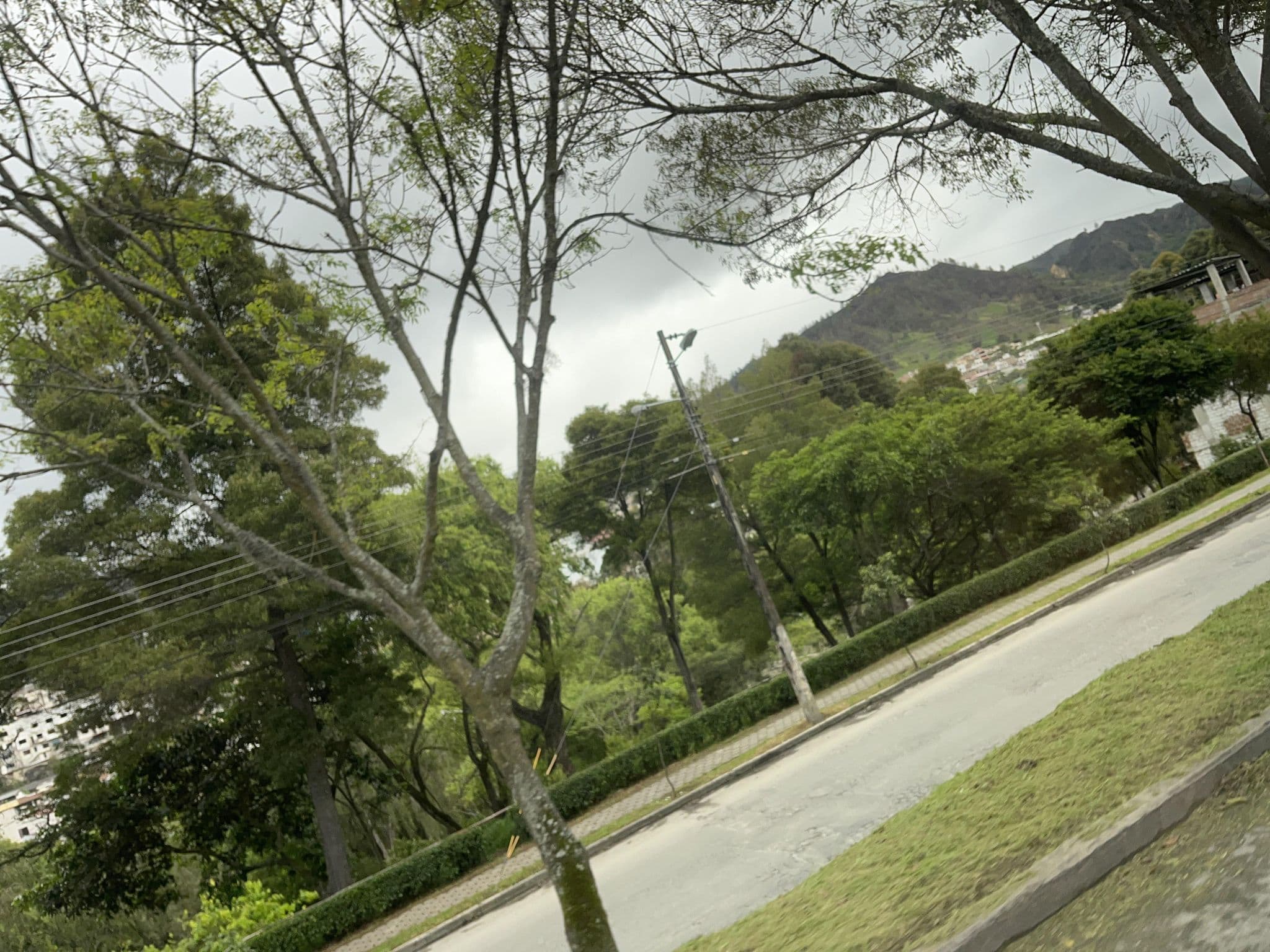 Street view near Hotel, Loja — © DanielaLeyton17 (CC BY-SA · Mapillary)