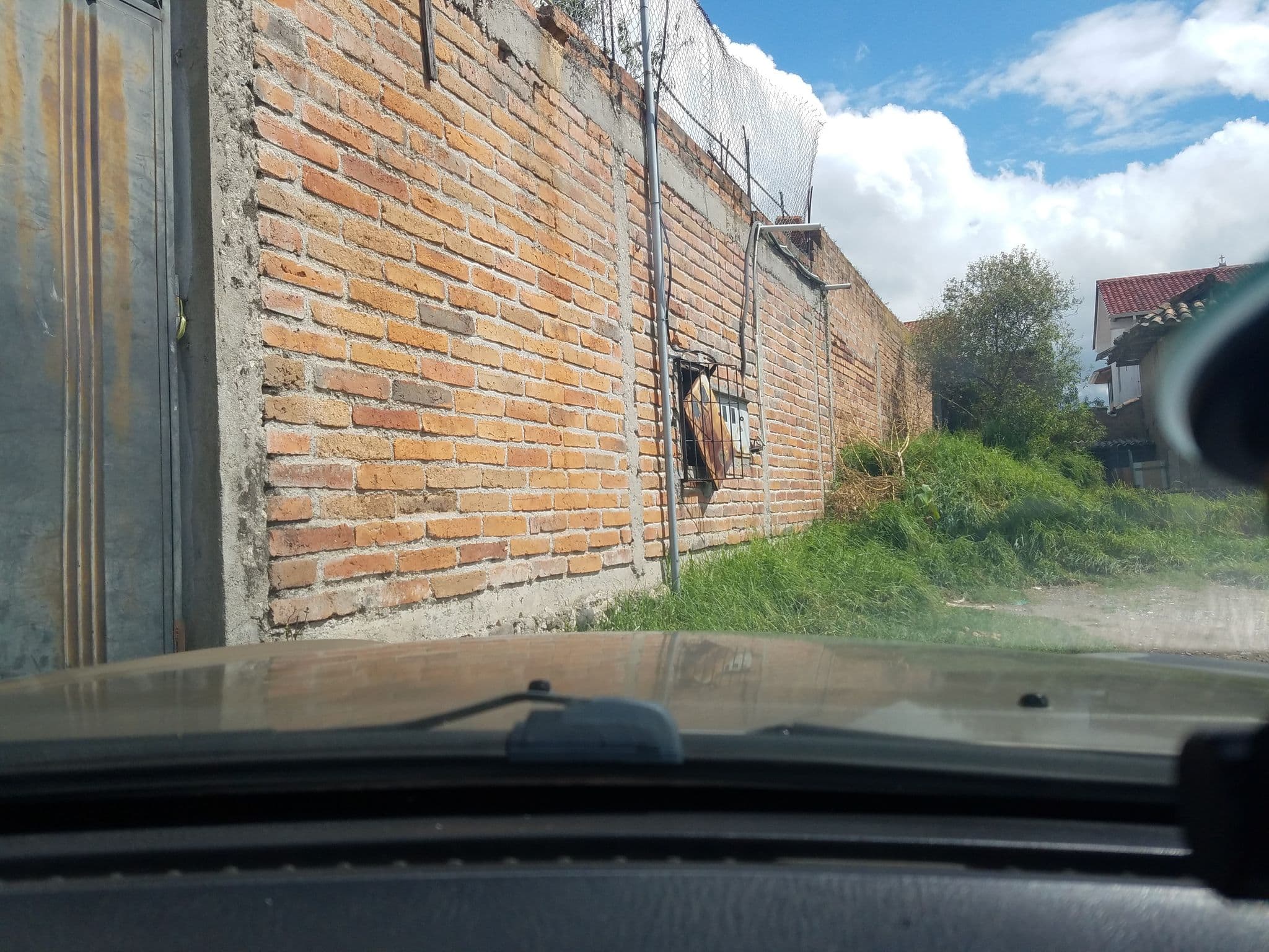 Street view near Hotel Amazonas, Cuenca — © frucoec (CC BY-SA · Mapillary)