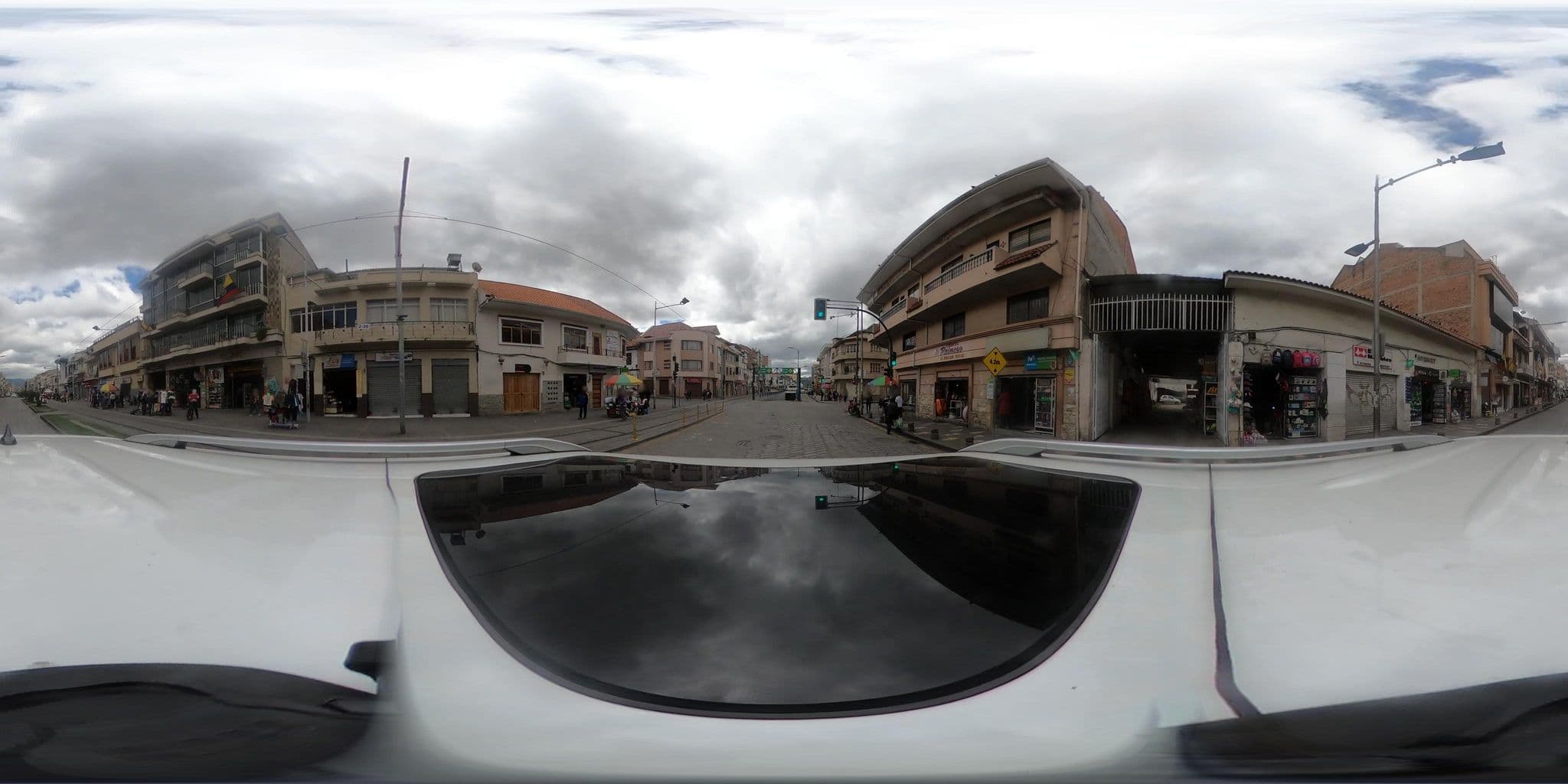 Street view near hotel san pablo, Cuenca — © Hopen111 (CC BY-SA · Mapillary)