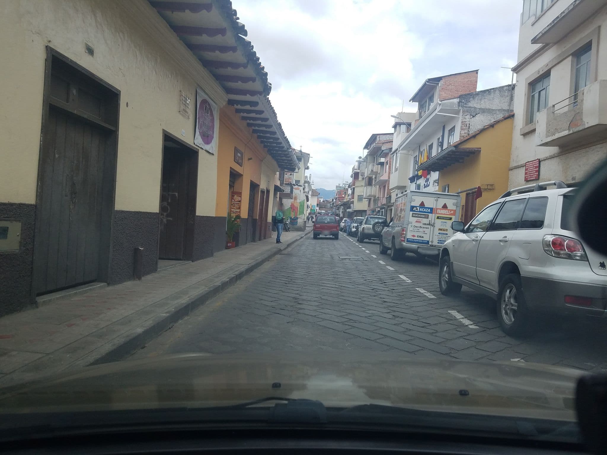 Street view near Alvano's Hostal, Cuenca — © frucoec (CC BY-SA · Mapillary)