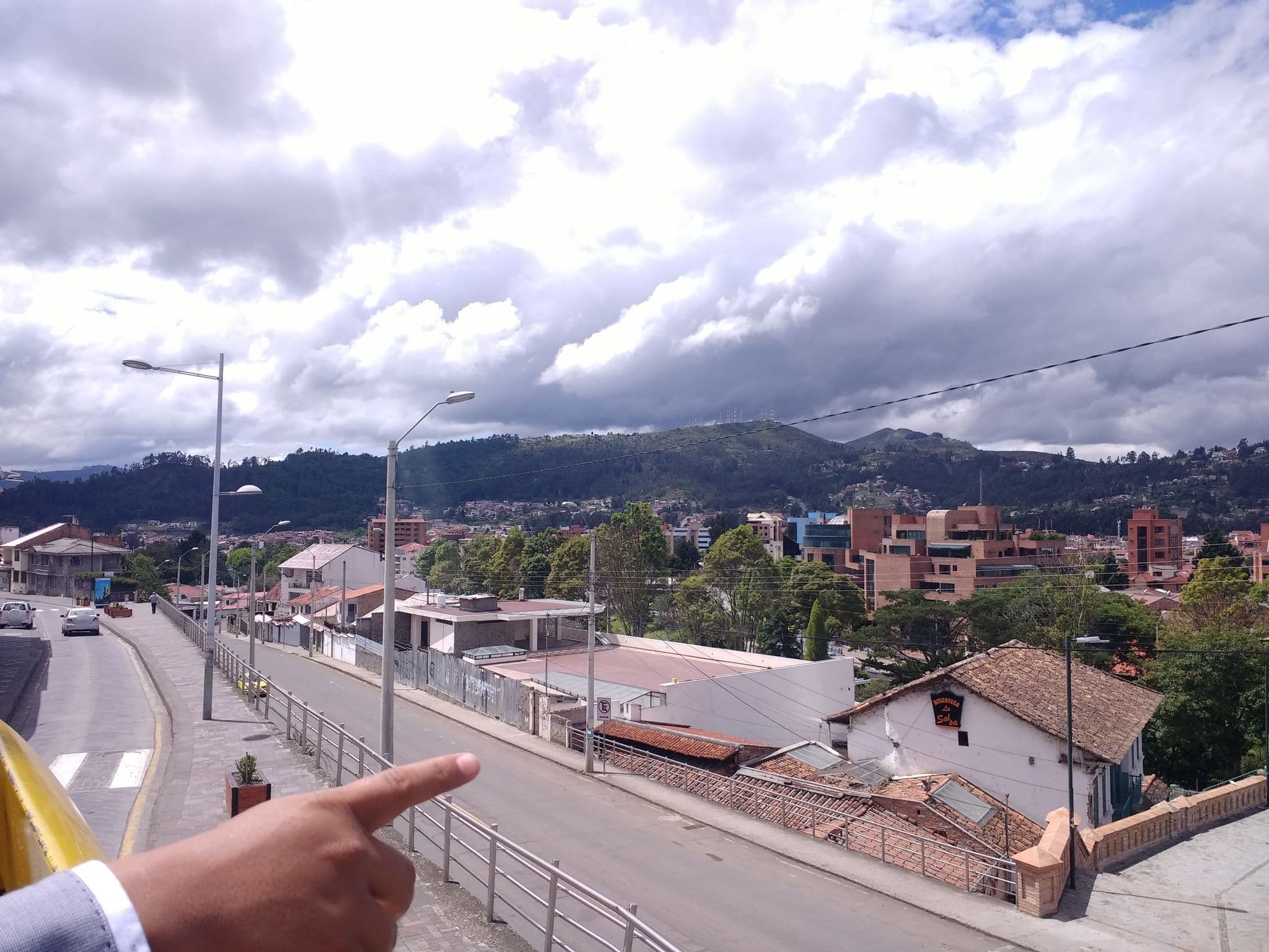 Street view near Hostal Santa Canela, Cuenca — © angenio2 (CC BY-SA · Mapillary)