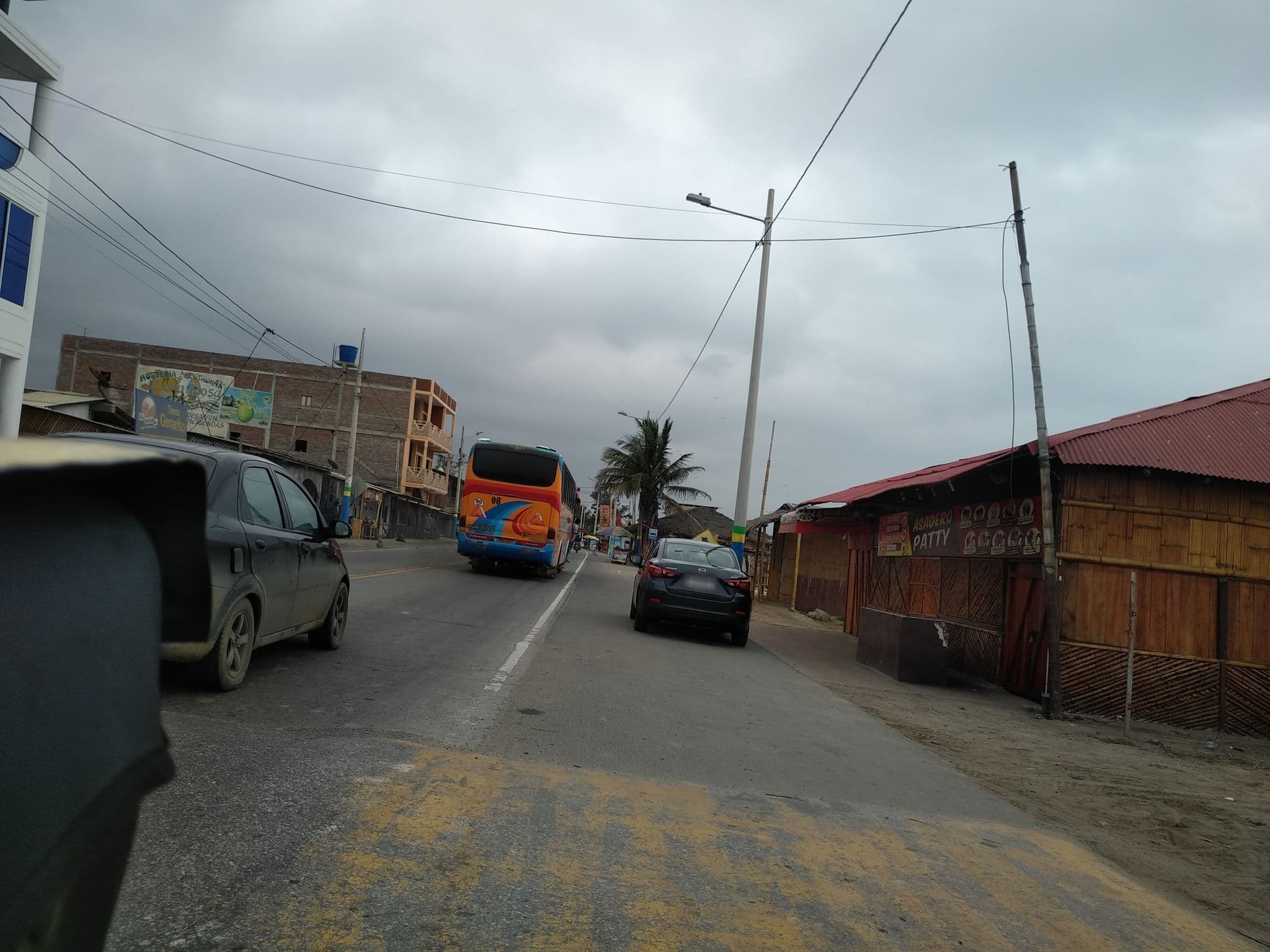 Street view near Hotel Mar Azul, Santa Elena — © nomadmapper (CC BY-SA · Mapillary)