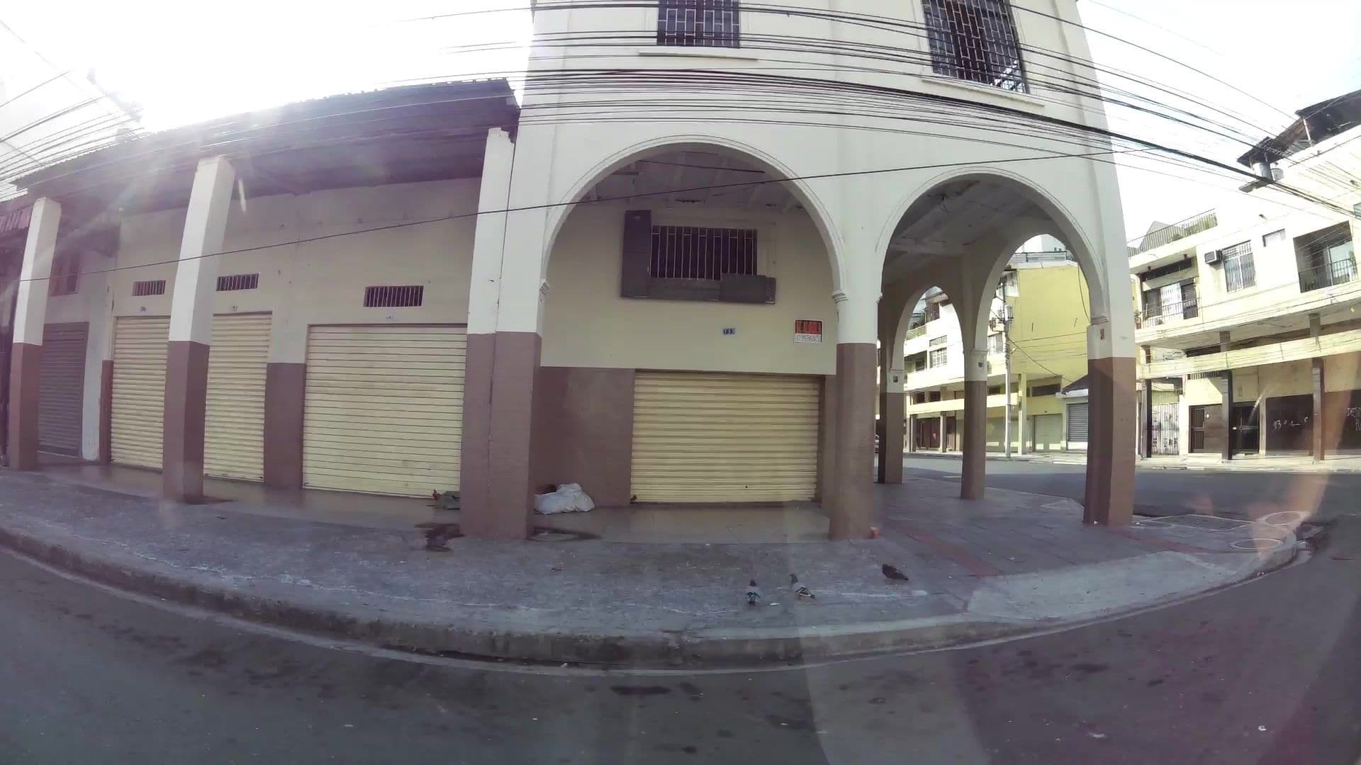 Street view near MGM Grand - Las Vegas NV, Guayaquil — © kaartcam (CC BY-SA · Mapillary)