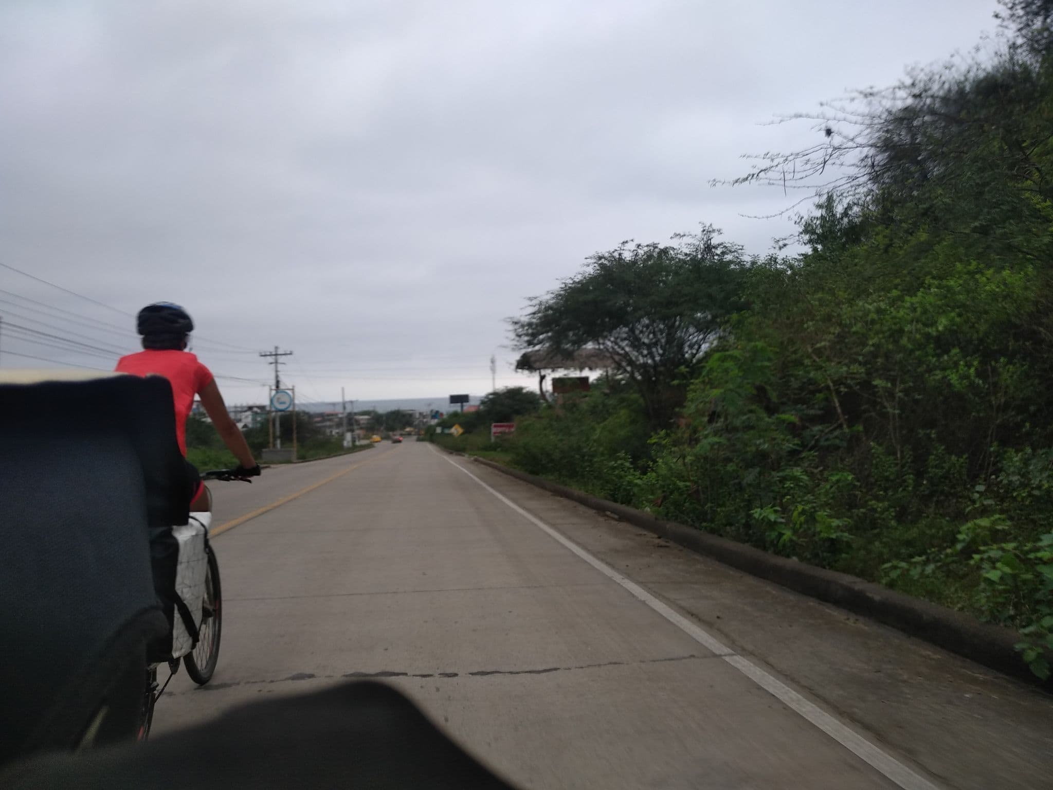 Street view near Punta Hills Hotel, Santa Elena — © nomadmapper (CC BY-SA · Mapillary)