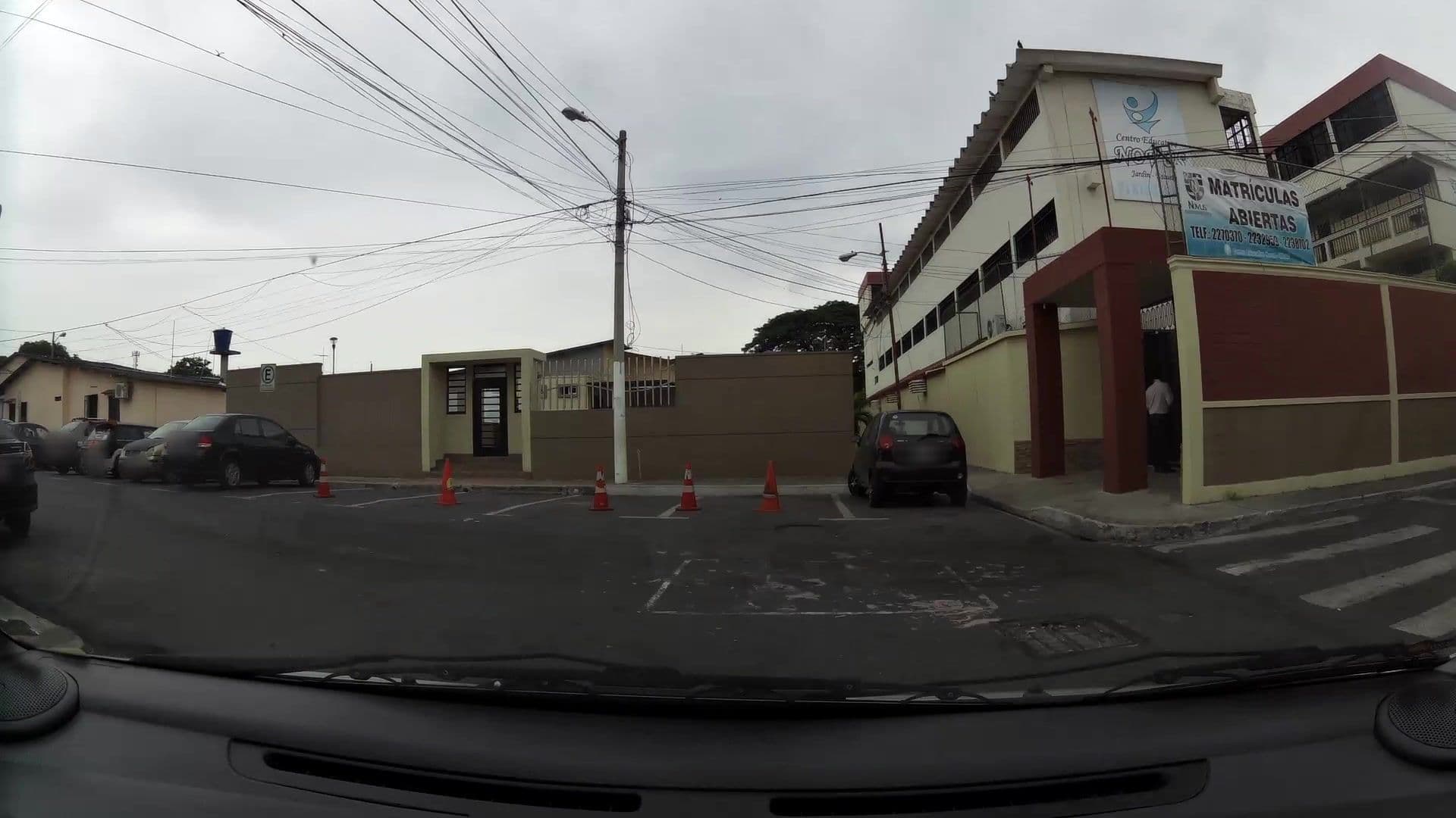Street view near IWANA Hostal, Guayaquil — © kaartcam (CC BY-SA · Mapillary)
