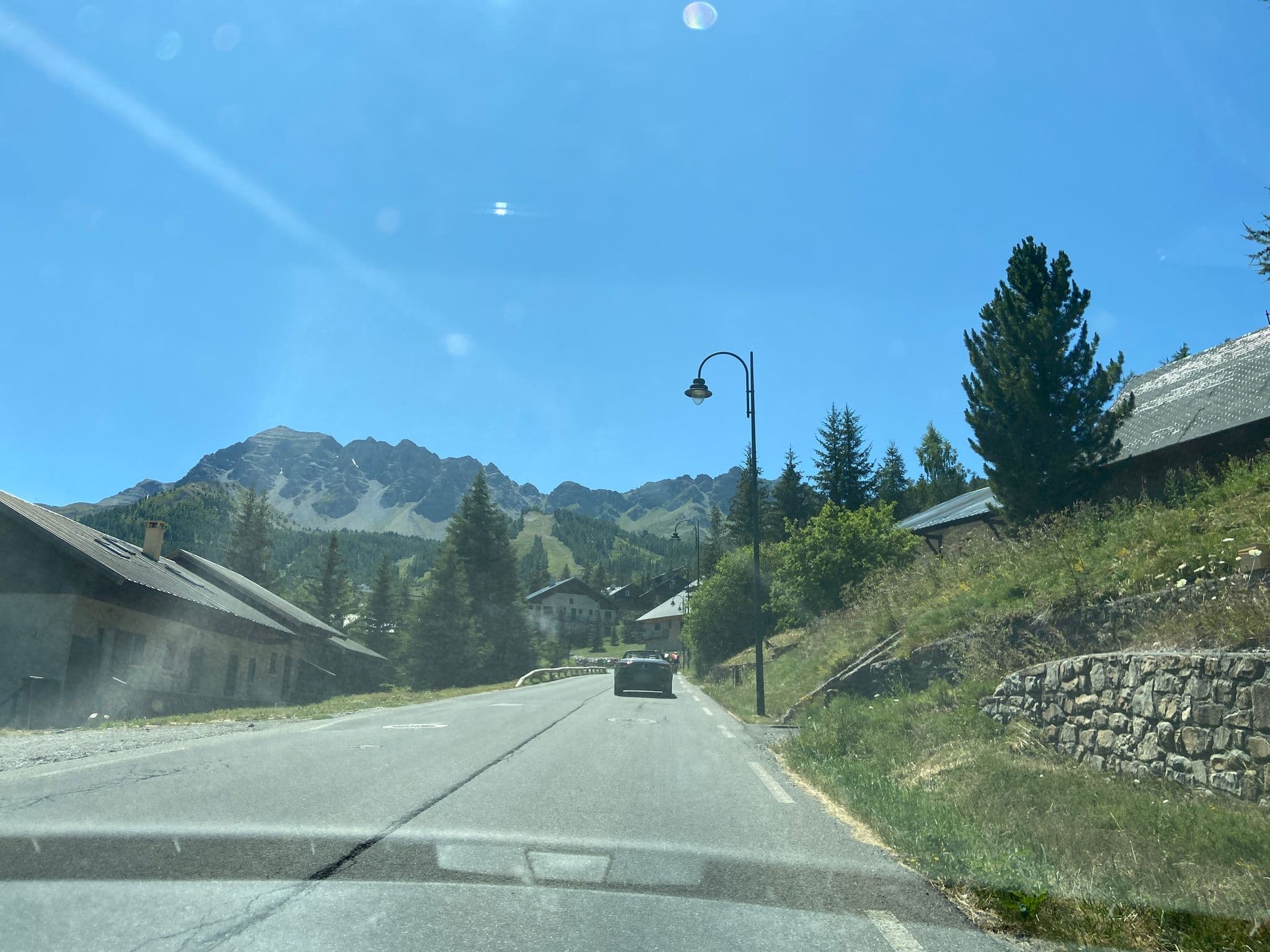 Street view near Le Bois Noir, Guillestre — © clementmno (CC BY-SA · Mapillary)
