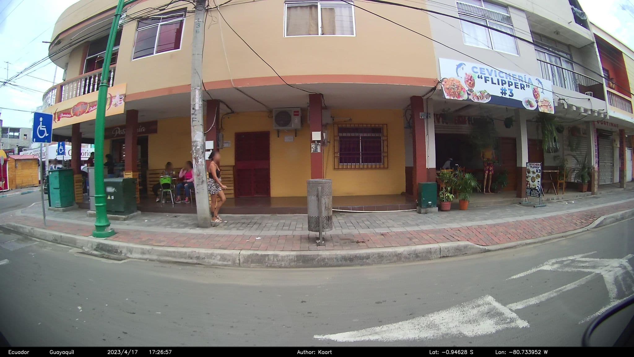 Street view near hostal maria fernanda, Manta — © kaart_2 (CC BY-SA · Mapillary)