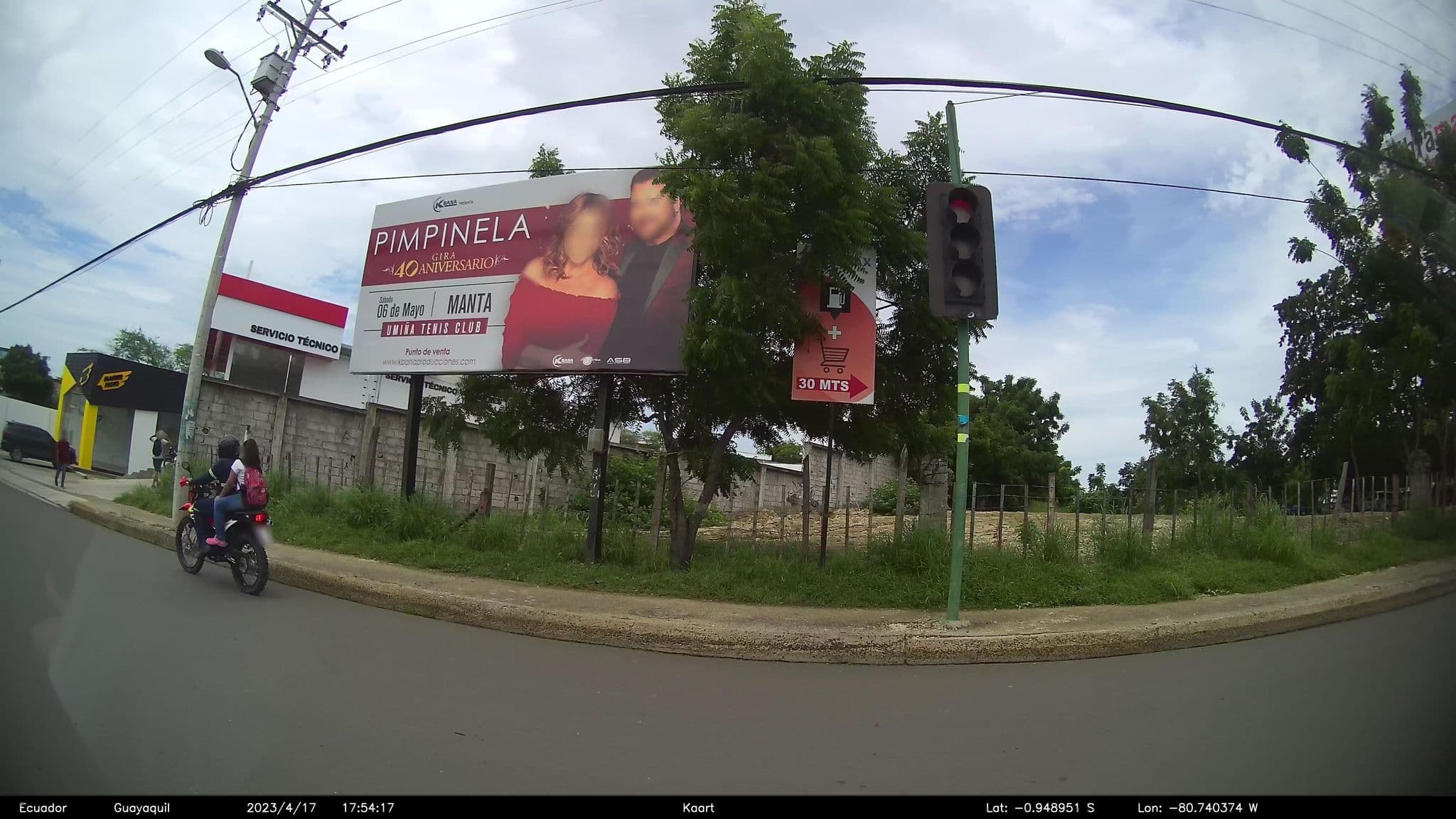 Street view near Howard Johnson Pool, Manta — © kaart_2 (CC BY-SA · Mapillary)