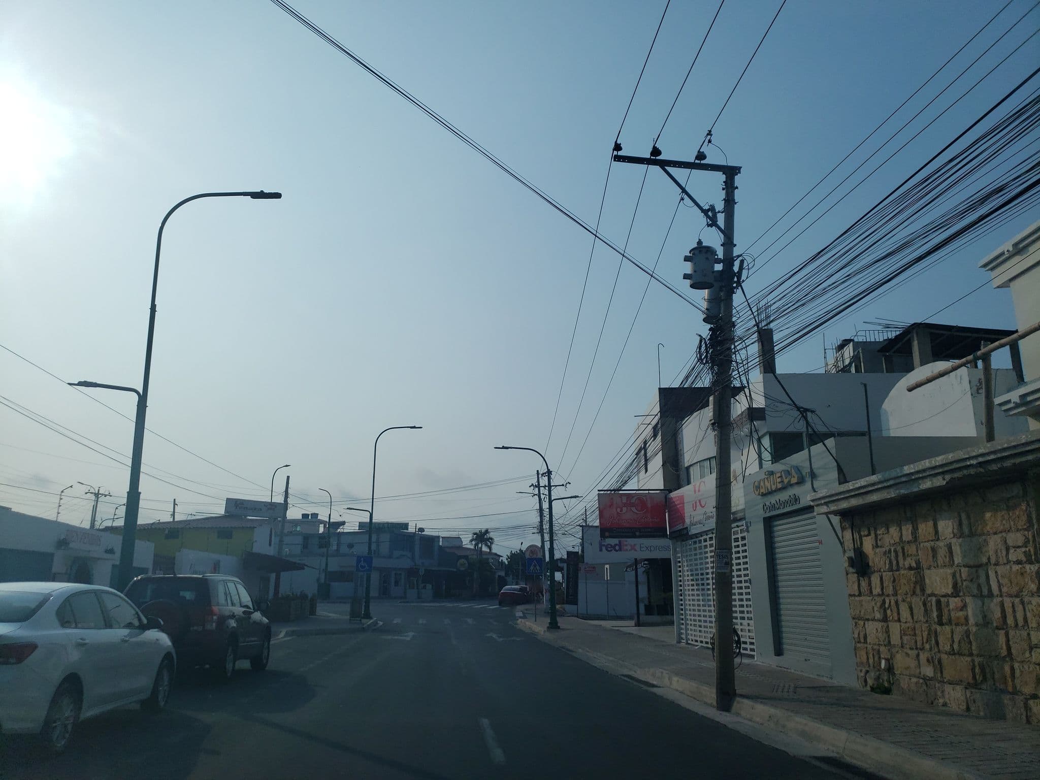 Street view near Cabañas Vista al Mar, Manta — © javendano (CC BY-SA · Mapillary)