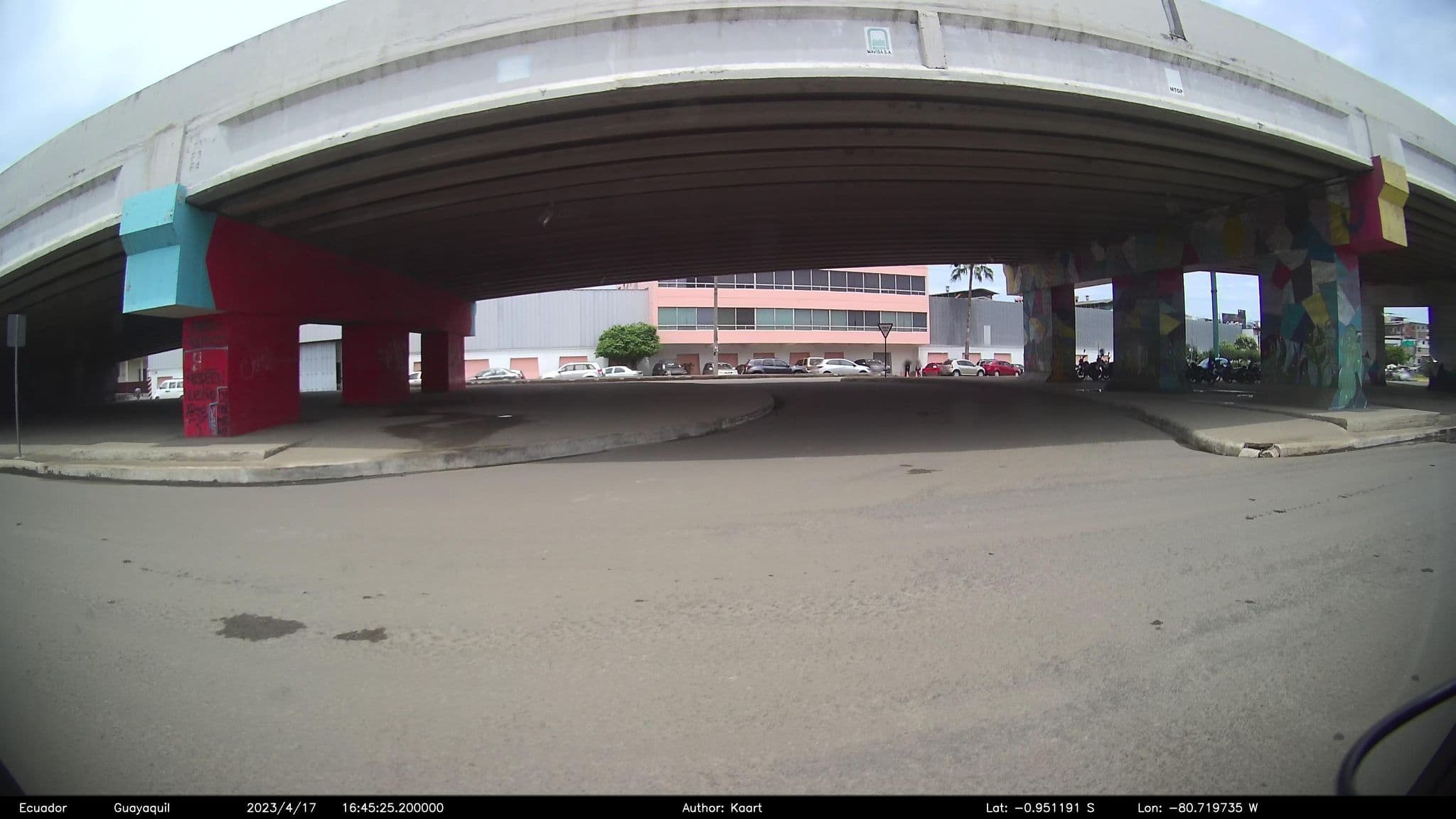Street view near Hotel Las Rocas, Manta — © kaart_2 (CC BY-SA · Mapillary)