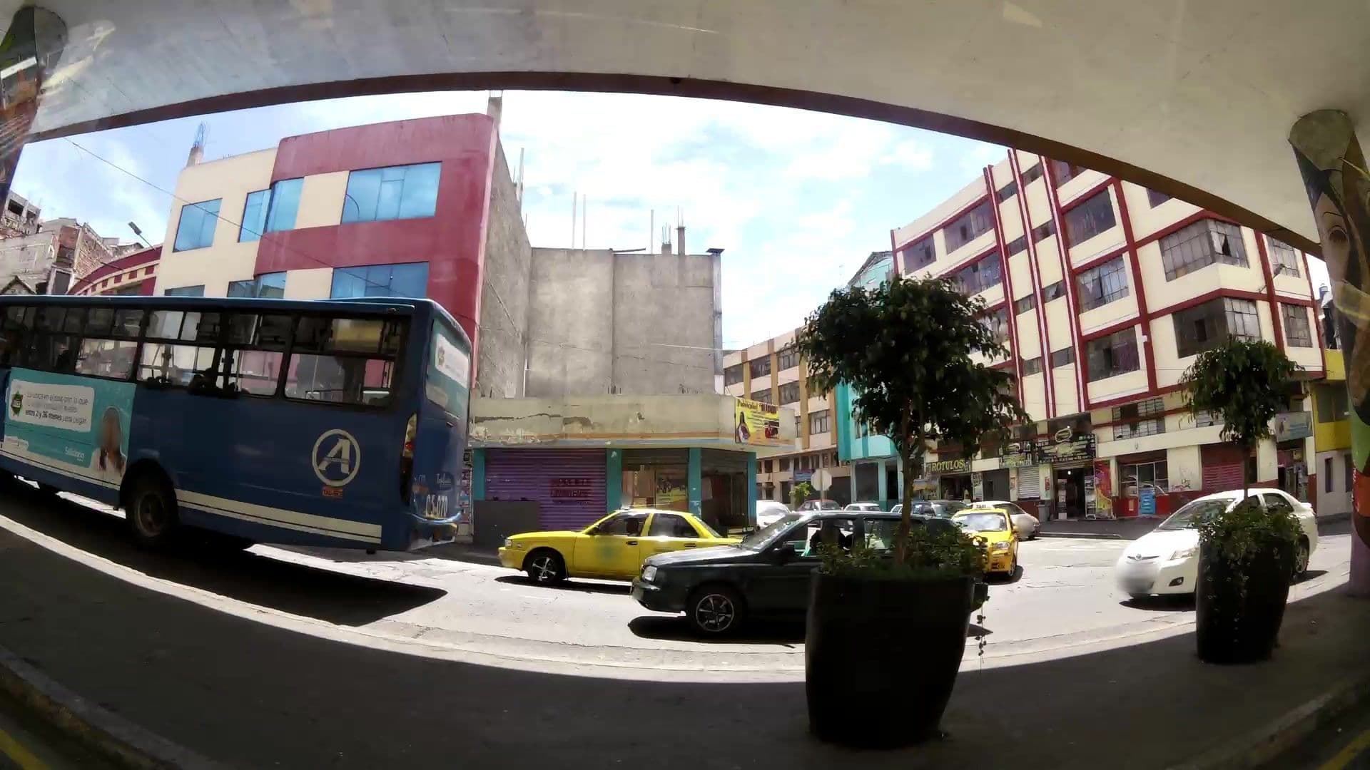 Street view near Hotel Casino Emperador, Ambato — © kaartcam (CC BY-SA · Mapillary)
