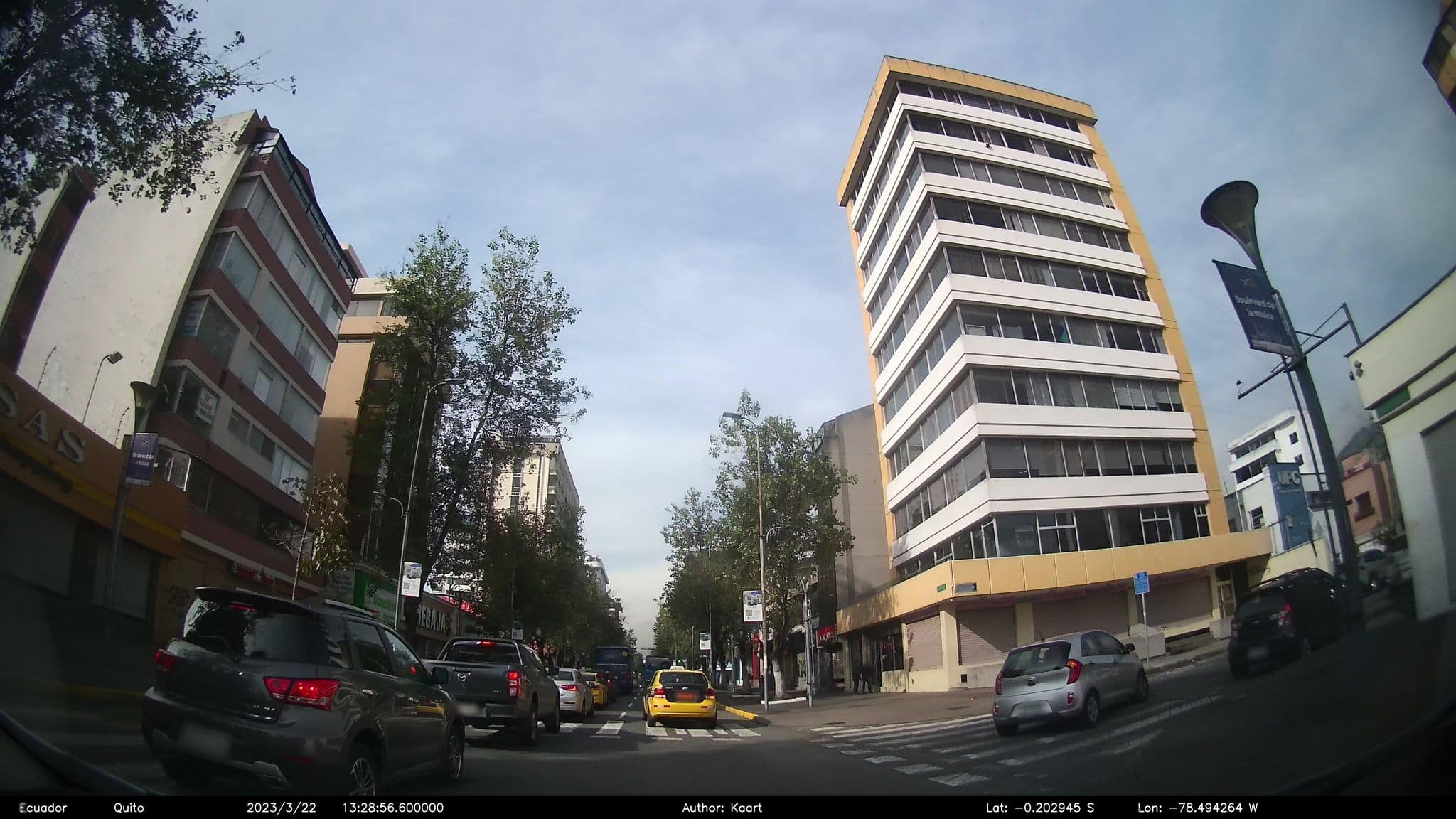 Street view near Turismundial S. A., Quito — © kaart_2 (CC BY-SA · Mapillary)