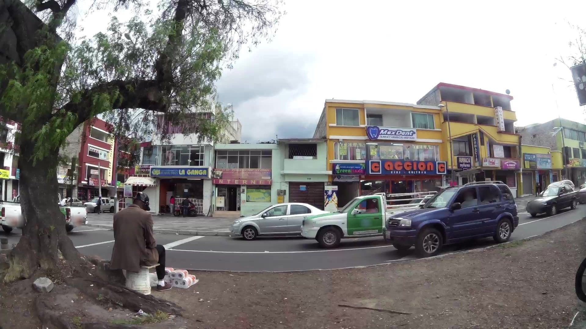 Street view near Hostal Equinoccial, Pomasqui — © kaartcam (CC BY-SA · Mapillary)