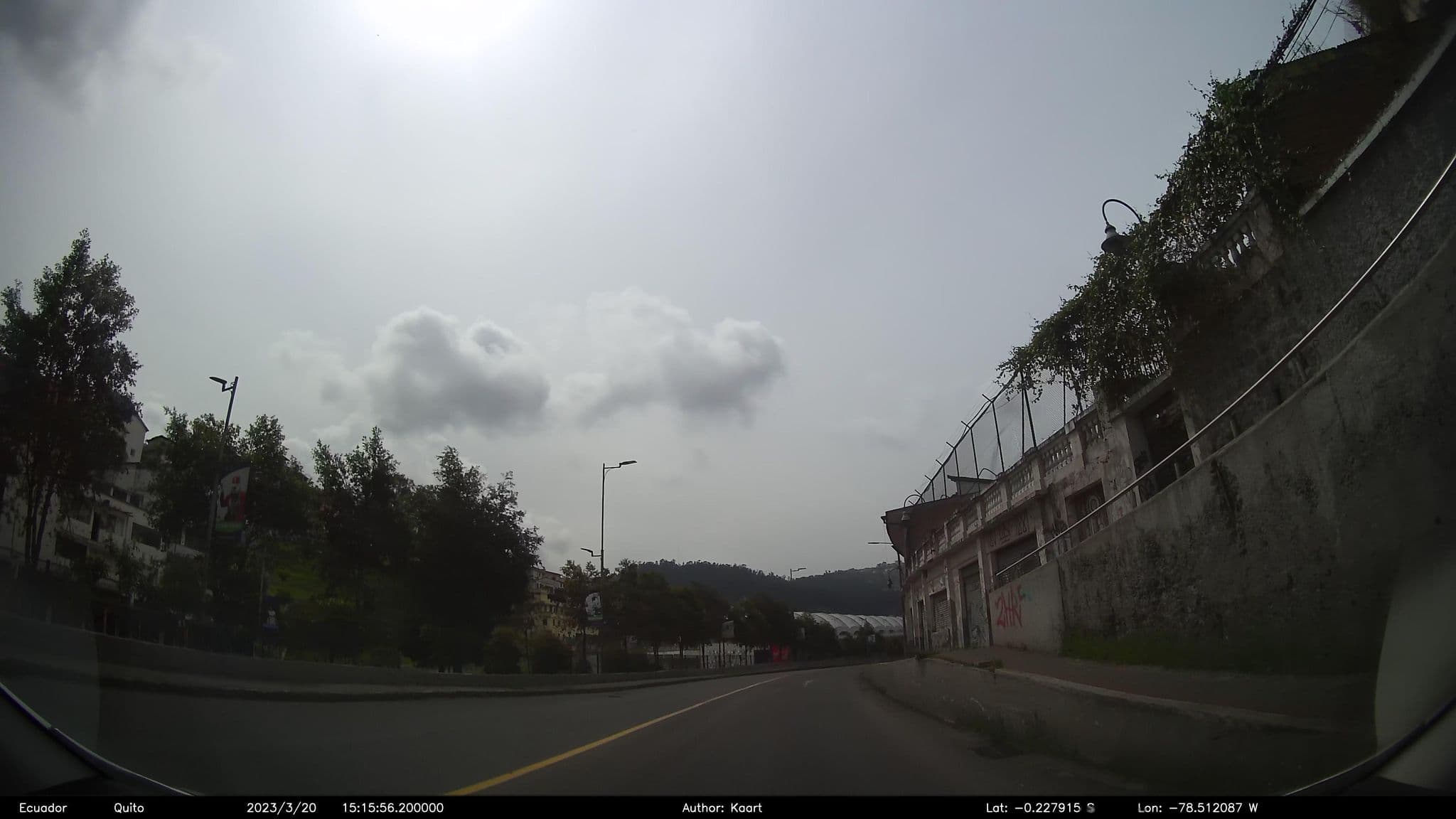 Street view near Hotel Cumanda, Quito — © kaart_2 (CC BY-SA · Mapillary)