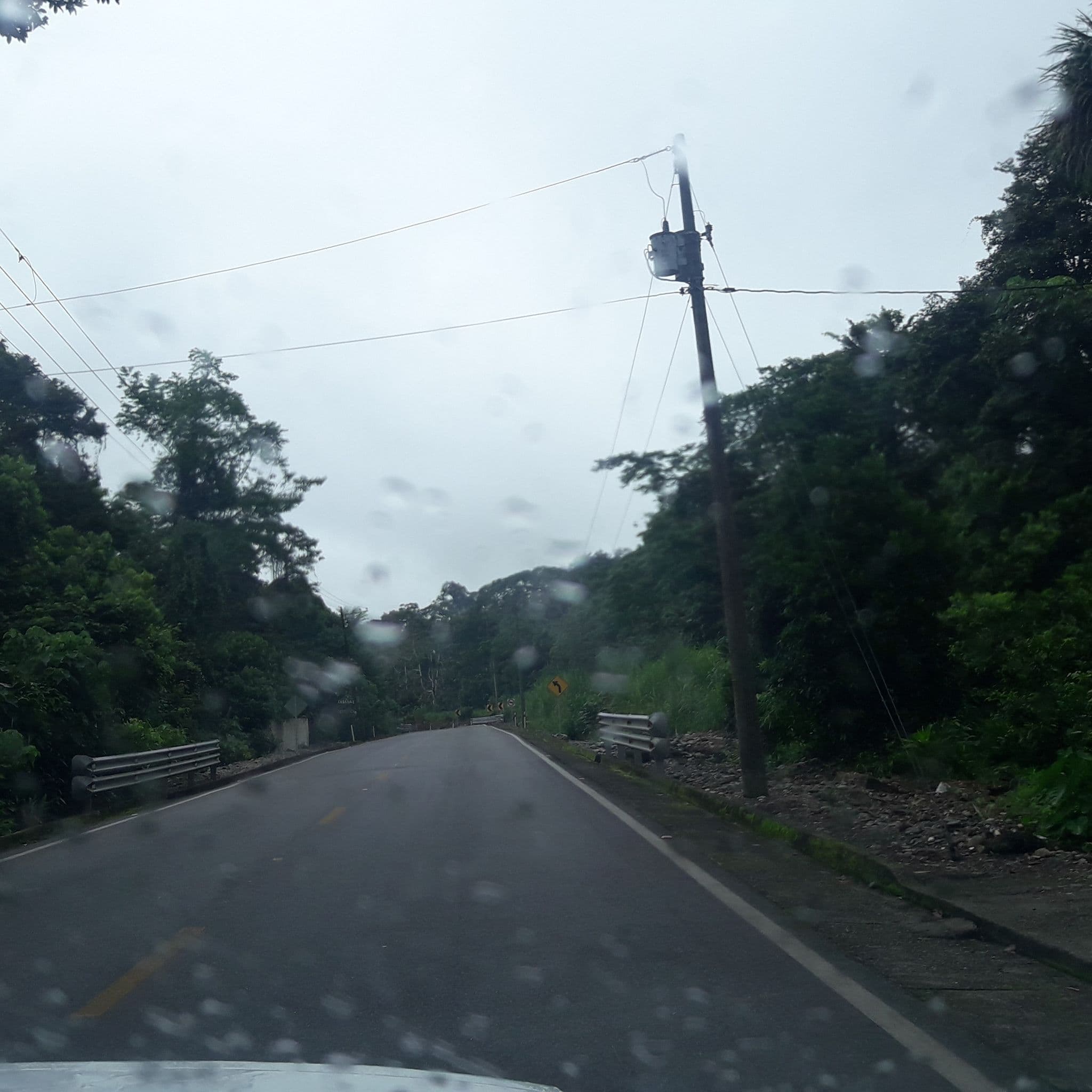 Street view near Selina Amazon Tena, Tena — © yesenia22 (CC BY-SA · Mapillary)